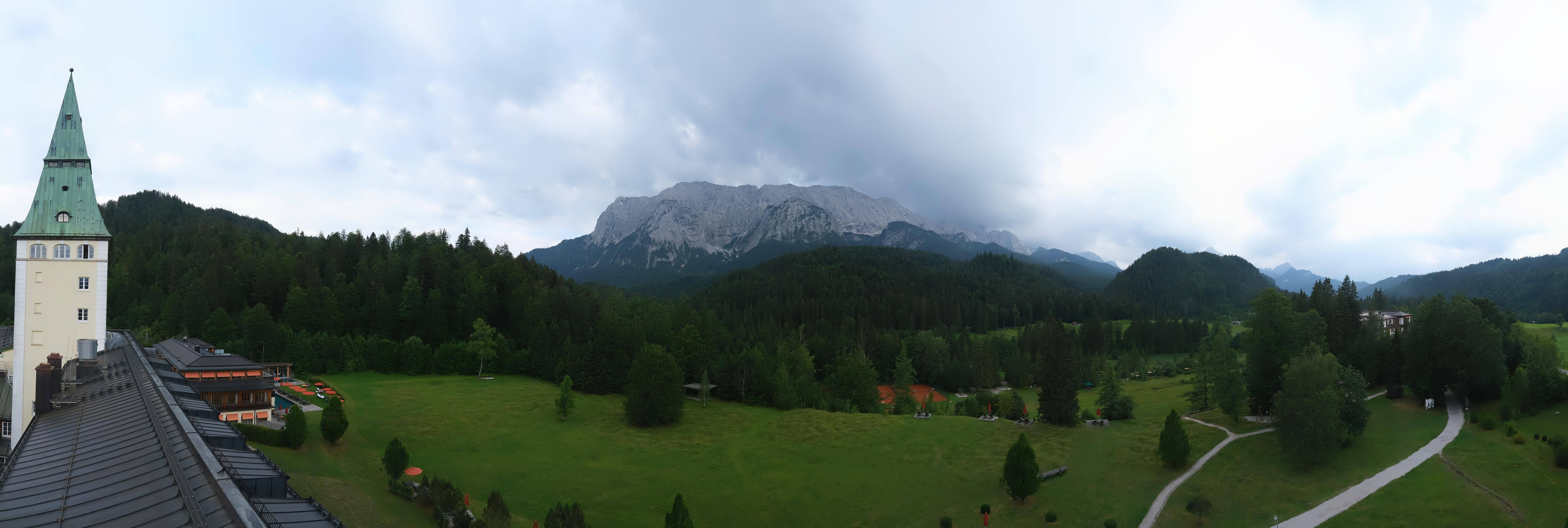 Archiv Foto Webcam Garmisch-Partenkirchen: Schloss Elmau
