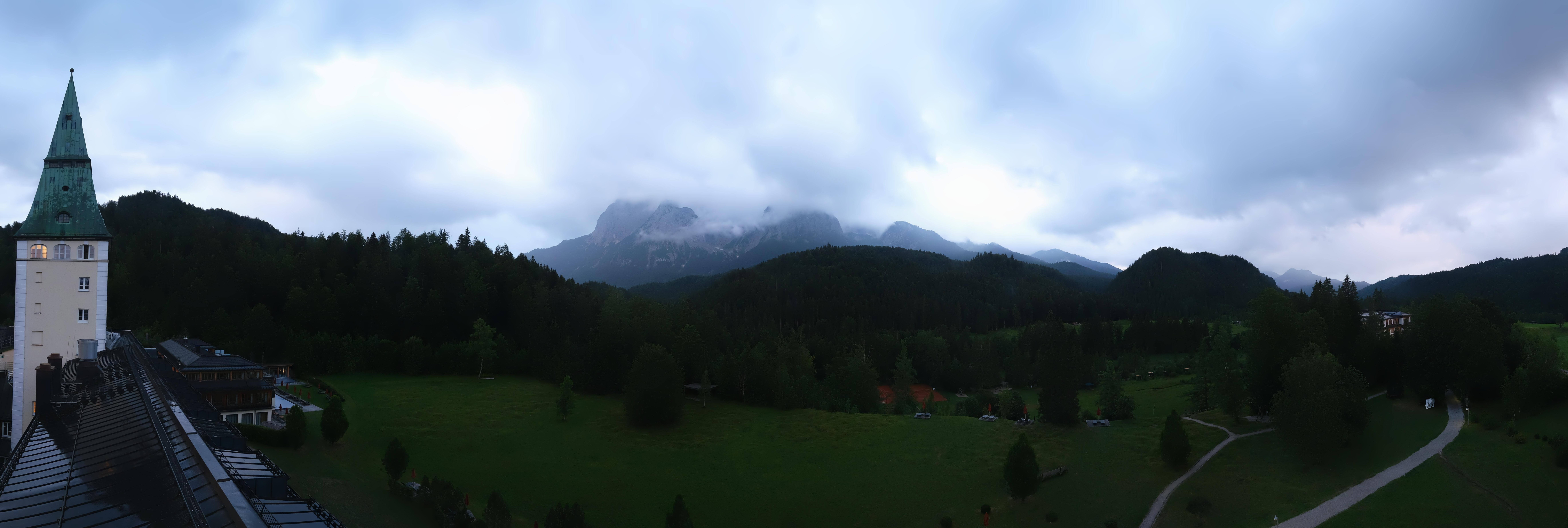 Archiv Foto Webcam Garmisch-Partenkirchen: Schloss Elmau