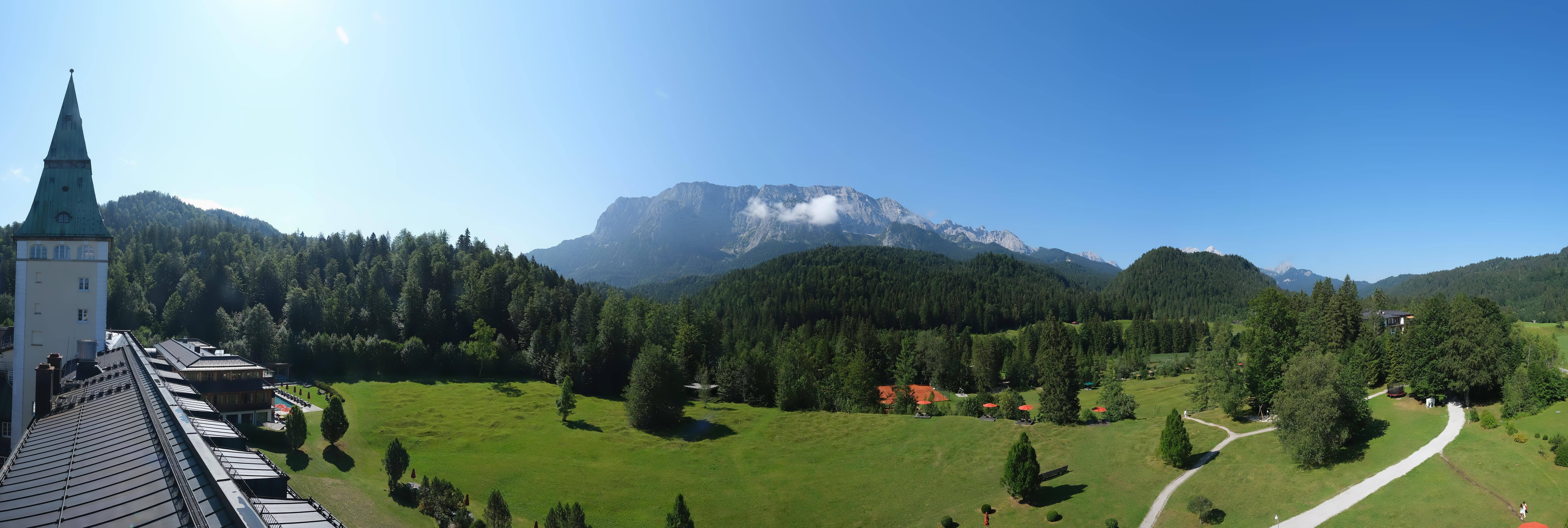 Archiv Foto Webcam Garmisch-Partenkirchen: Schloss Elmau