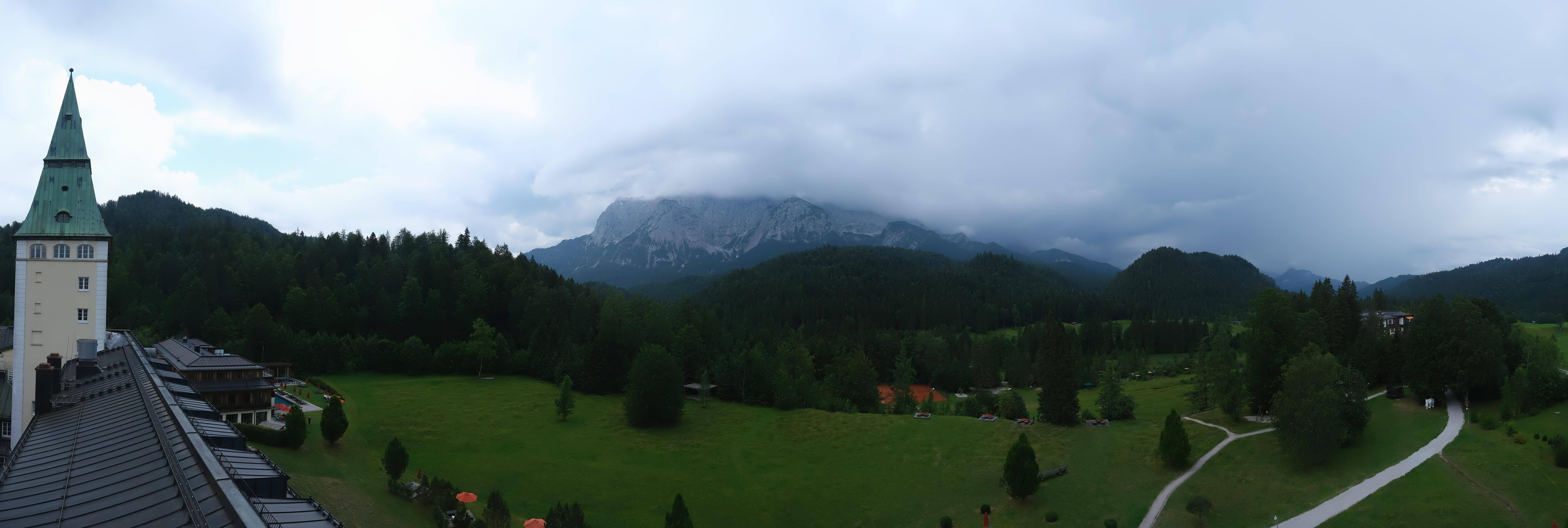 Archiv Foto Webcam Garmisch-Partenkirchen: Schloss Elmau