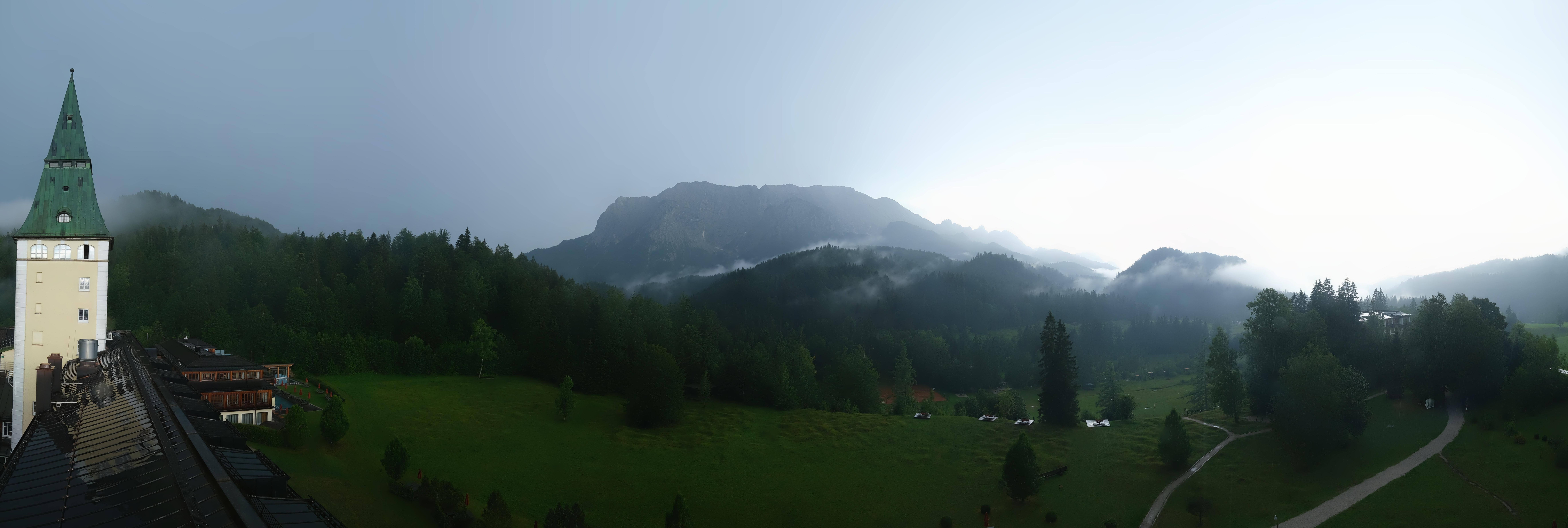Archiv Foto Webcam Garmisch-Partenkirchen: Schloss Elmau