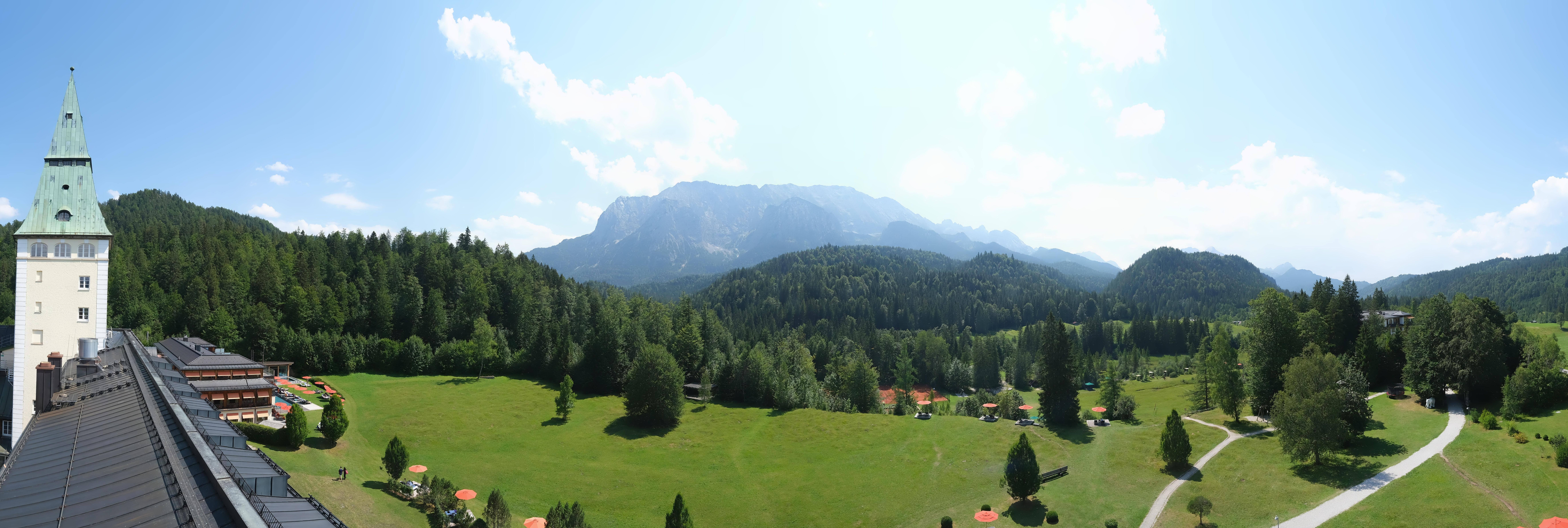 Archiv Foto Webcam Garmisch-Partenkirchen: Schloss Elmau