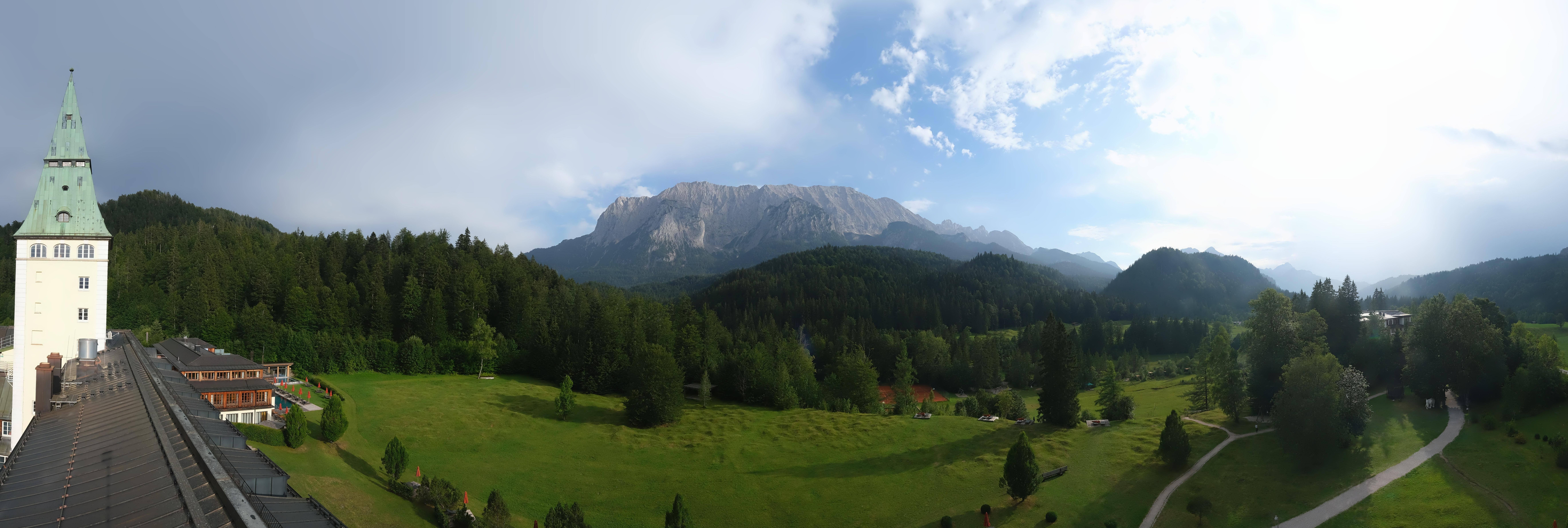 Archiv Foto Webcam Garmisch-Partenkirchen: Schloss Elmau