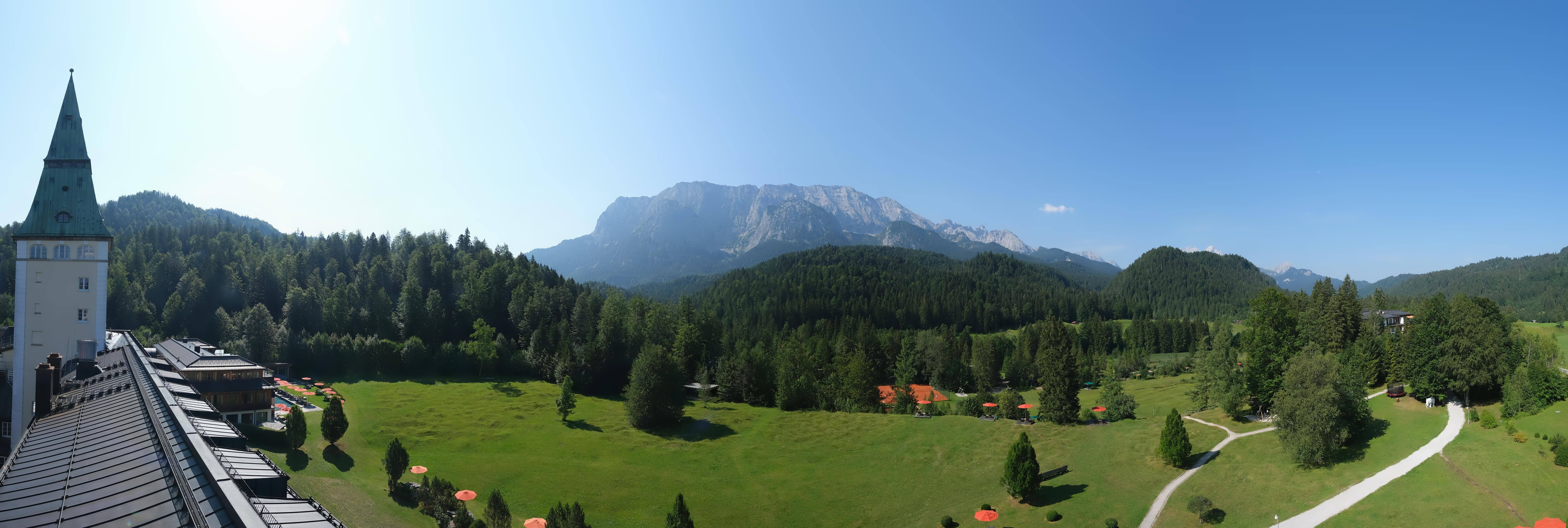 Archived image Webcam Schloss Elmau Luxury Spa Retreat