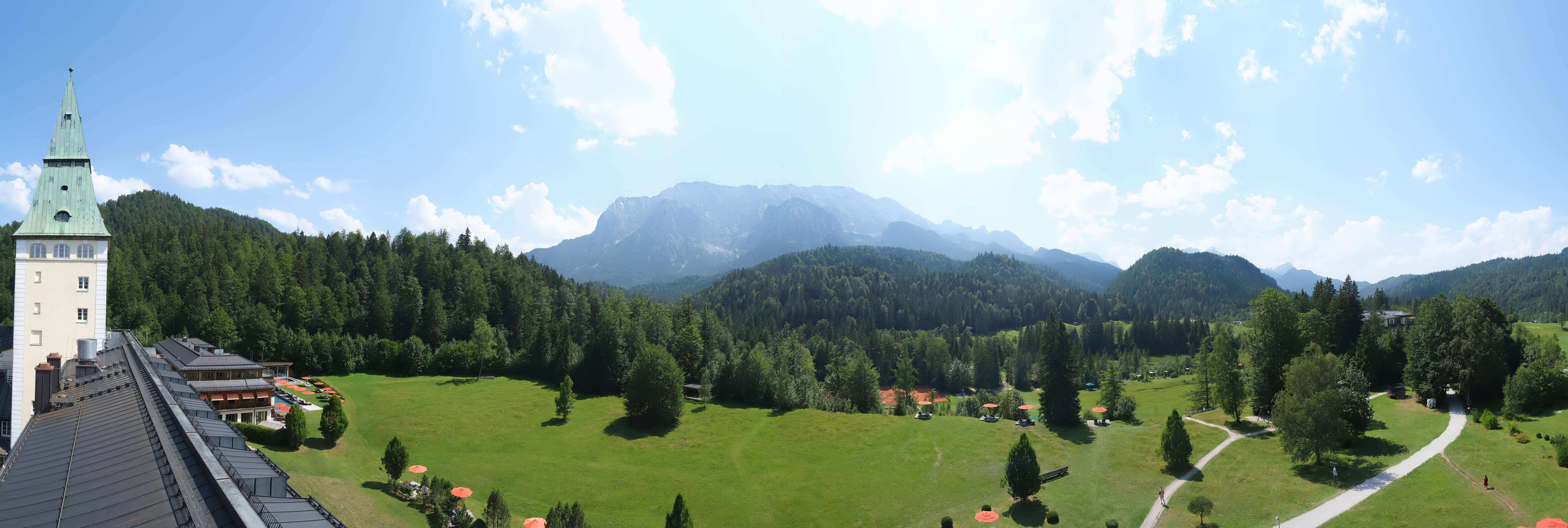 Archived image Webcam Schloss Elmau Luxury Spa Retreat