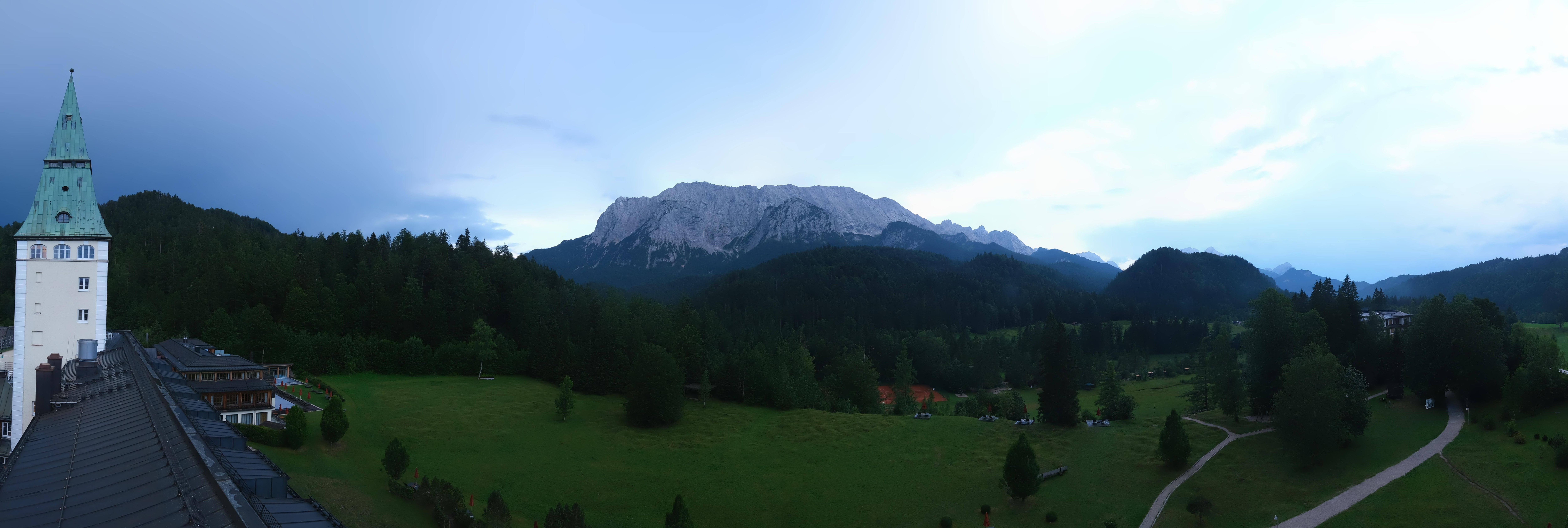 Archived image Webcam Schloss Elmau Luxury Spa Retreat