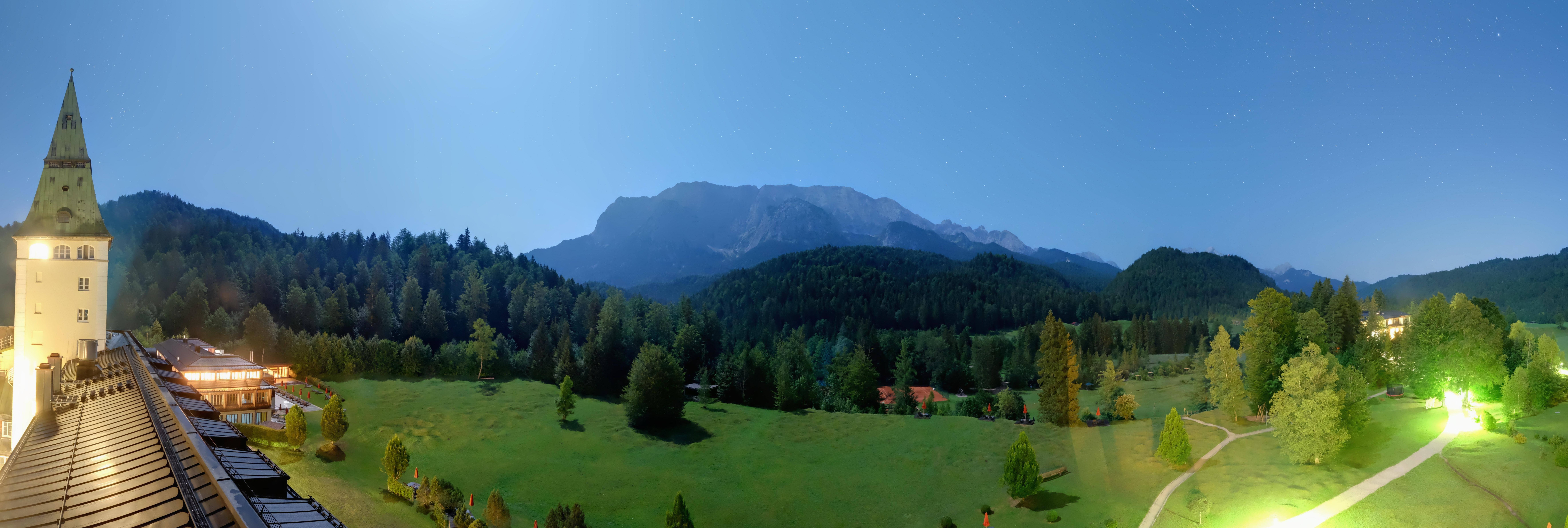 Archiv Foto Webcam Garmisch-Partenkirchen: Schloss Elmau