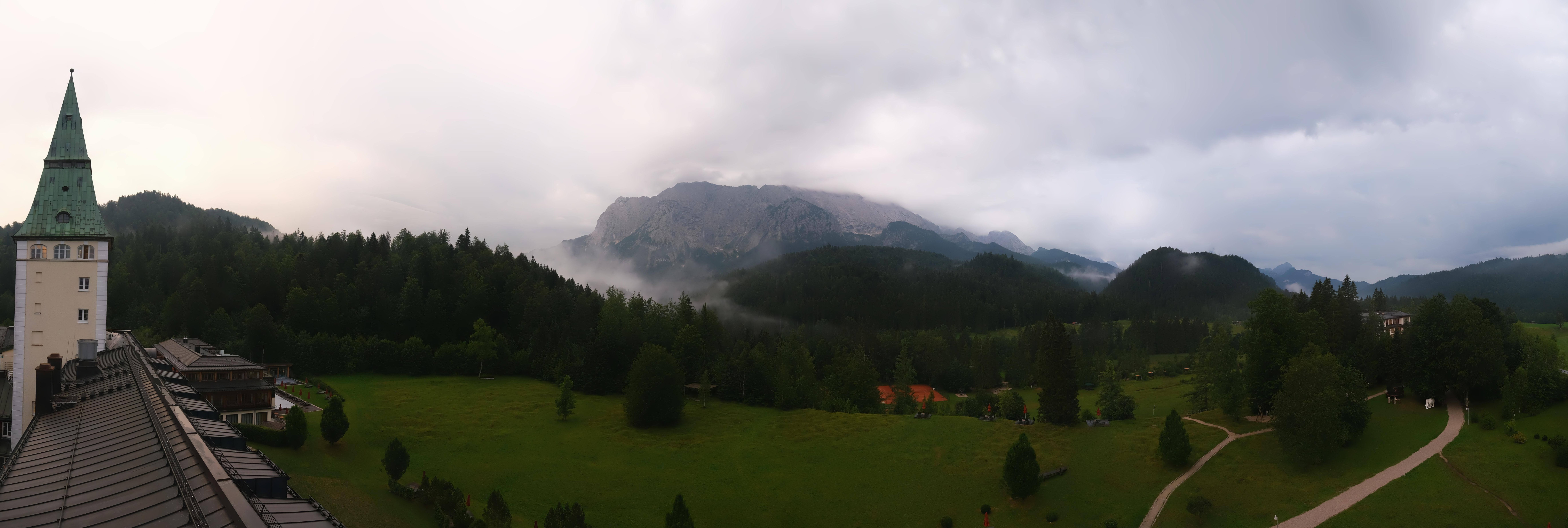 Archiv Foto Webcam Garmisch-Partenkirchen: Schloss Elmau