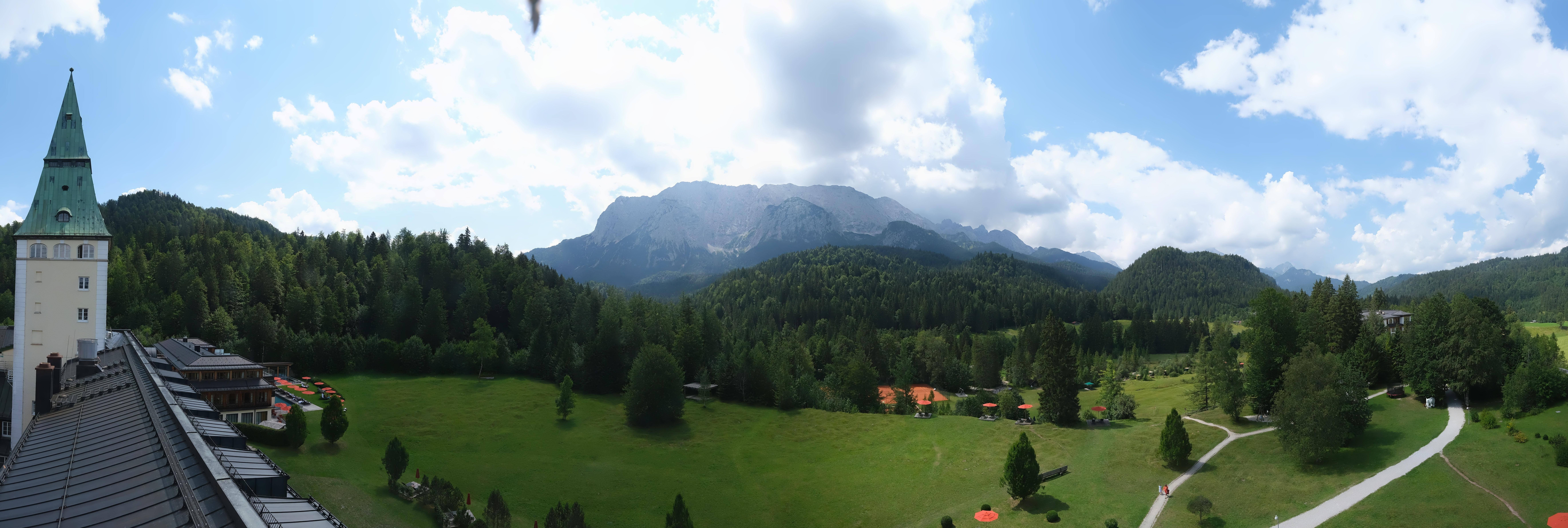 Archiv Foto Webcam Garmisch-Partenkirchen: Schloss Elmau
