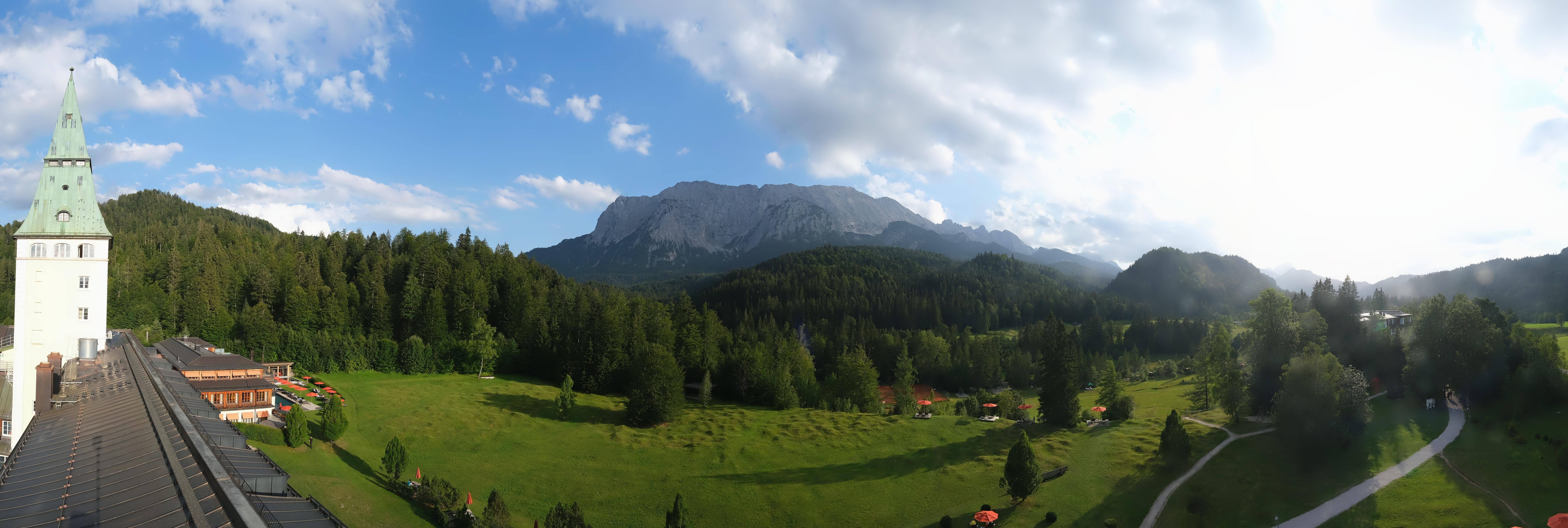 Archiv Foto Webcam Garmisch-Partenkirchen: Schloss Elmau