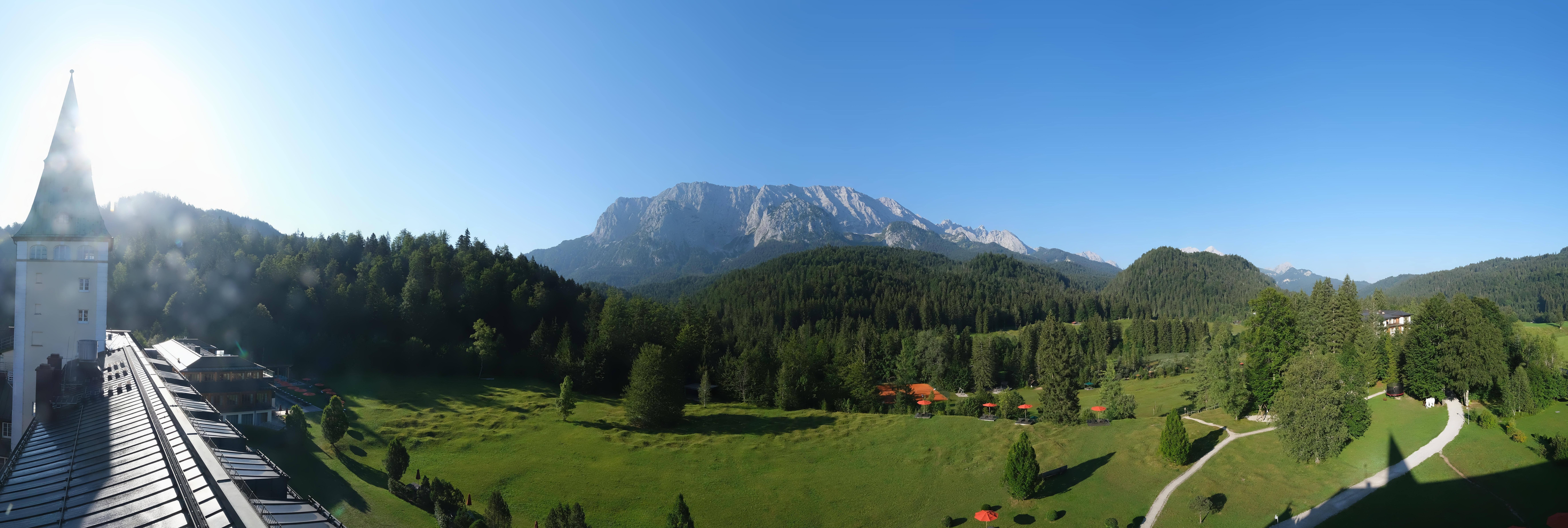 Archiv Foto Webcam Garmisch-Partenkirchen: Schloss Elmau