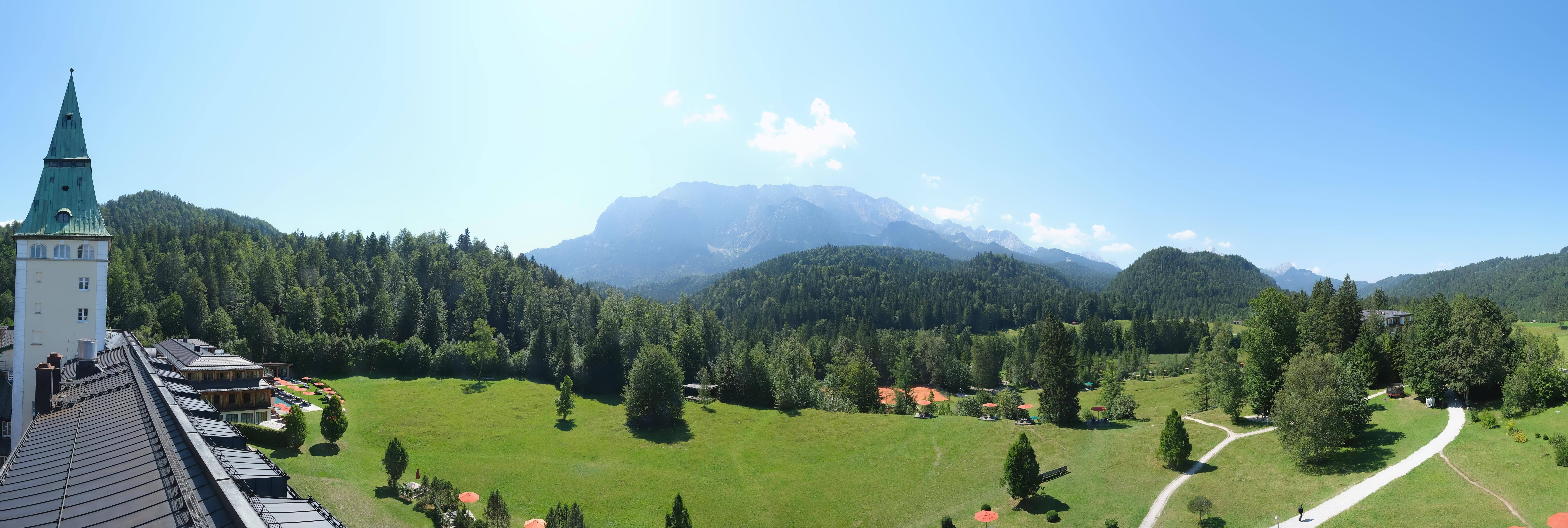 Archiv Foto Webcam Garmisch-Partenkirchen: Schloss Elmau