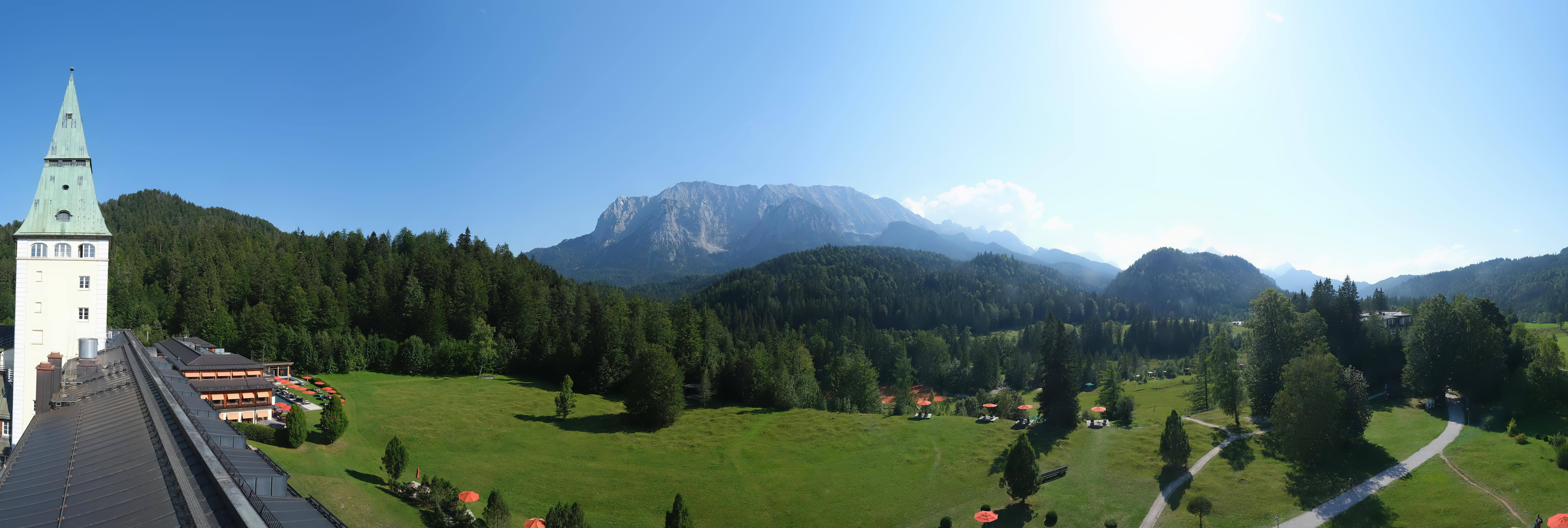 Archiv Foto Webcam Garmisch-Partenkirchen: Schloss Elmau