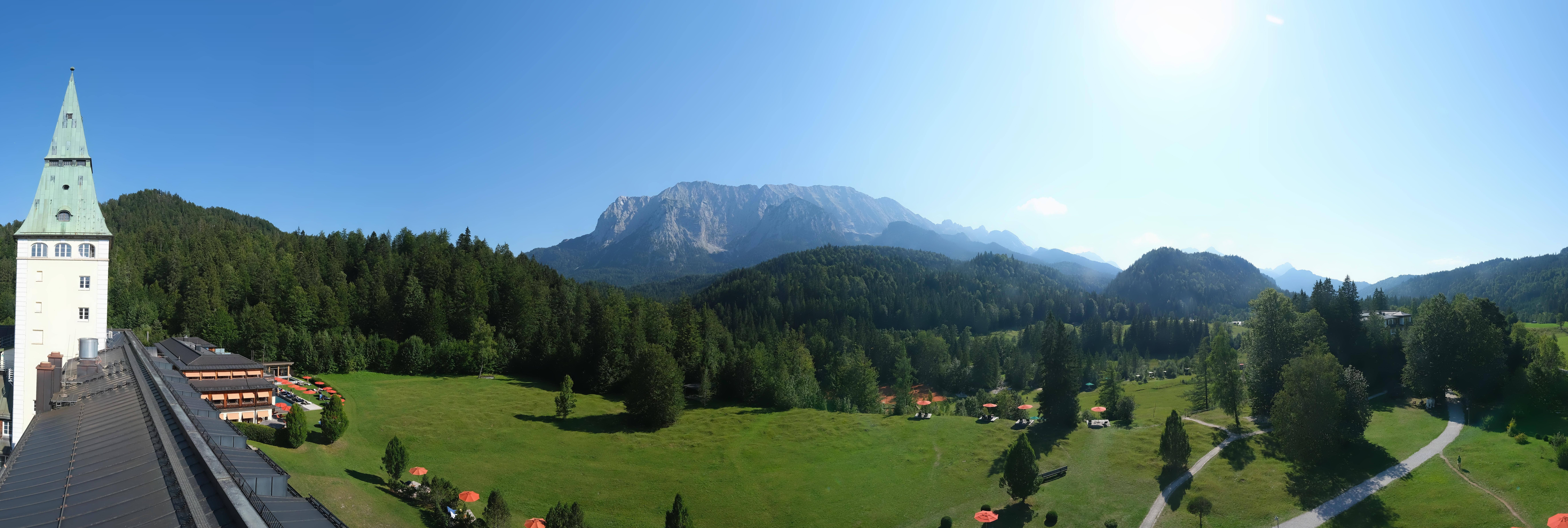 Archiv Foto Webcam Garmisch-Partenkirchen: Schloss Elmau