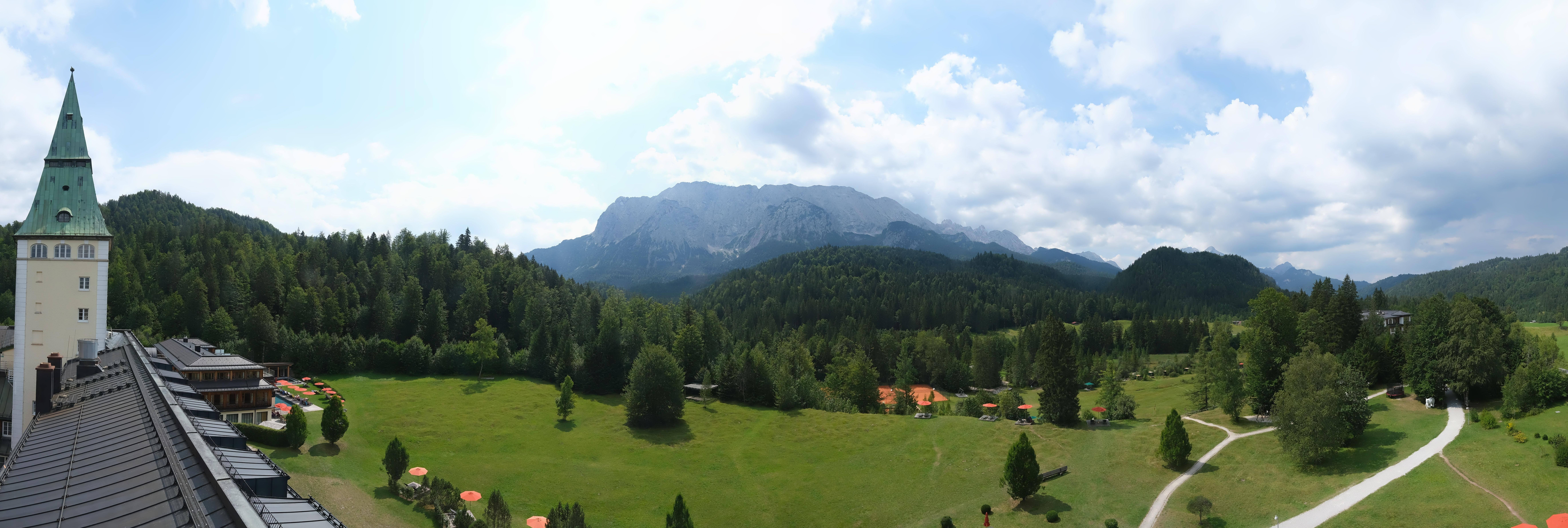 Archived image Webcam Schloss Elmau Luxury Spa Retreat