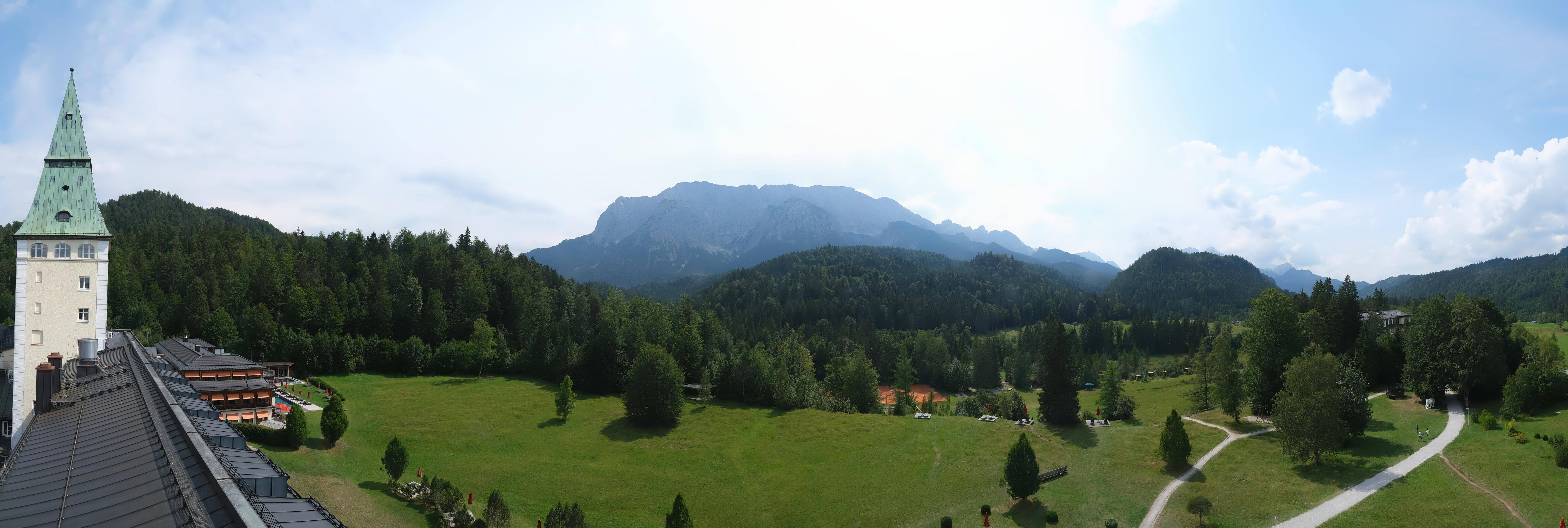 Archived image Webcam Schloss Elmau Luxury Spa Retreat