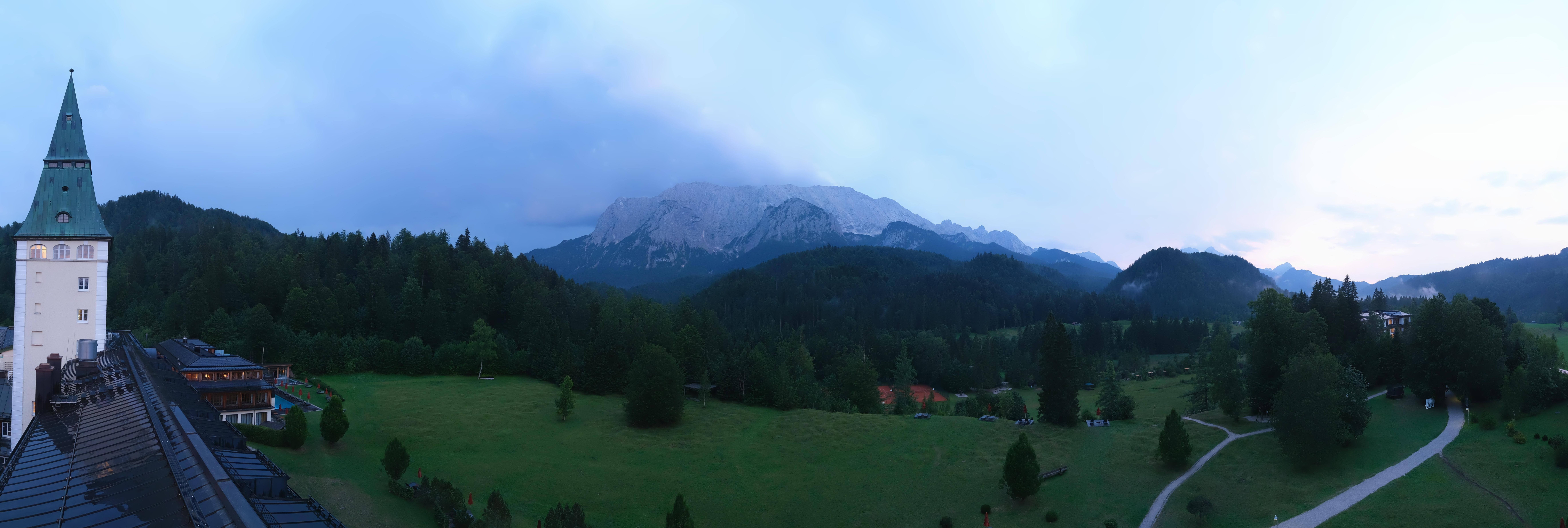Archived image Webcam Schloss Elmau Luxury Spa Retreat