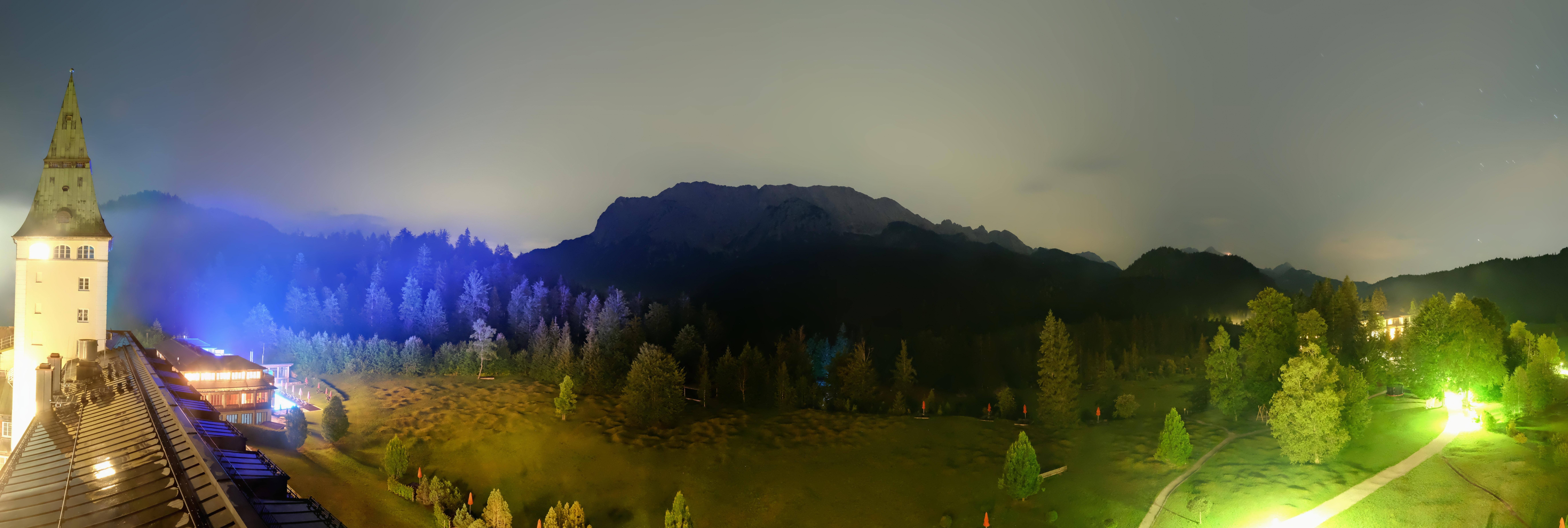 Archiv Foto Webcam Garmisch-Partenkirchen: Schloss Elmau