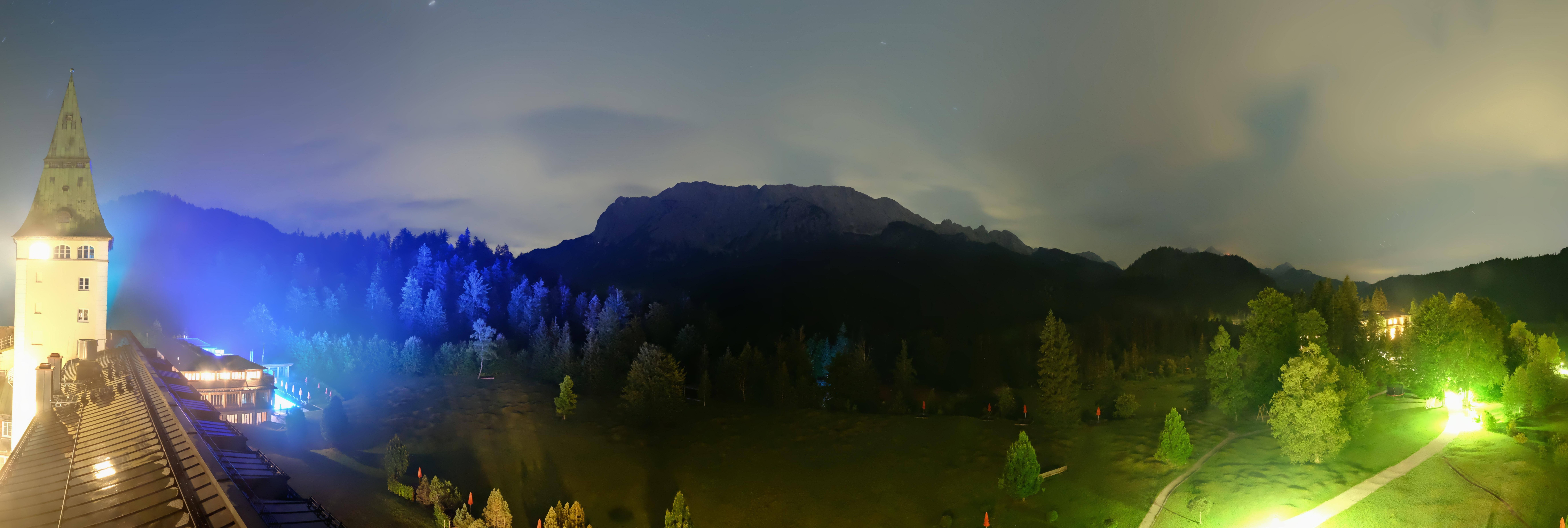 Archiv Foto Webcam Garmisch-Partenkirchen: Schloss Elmau
