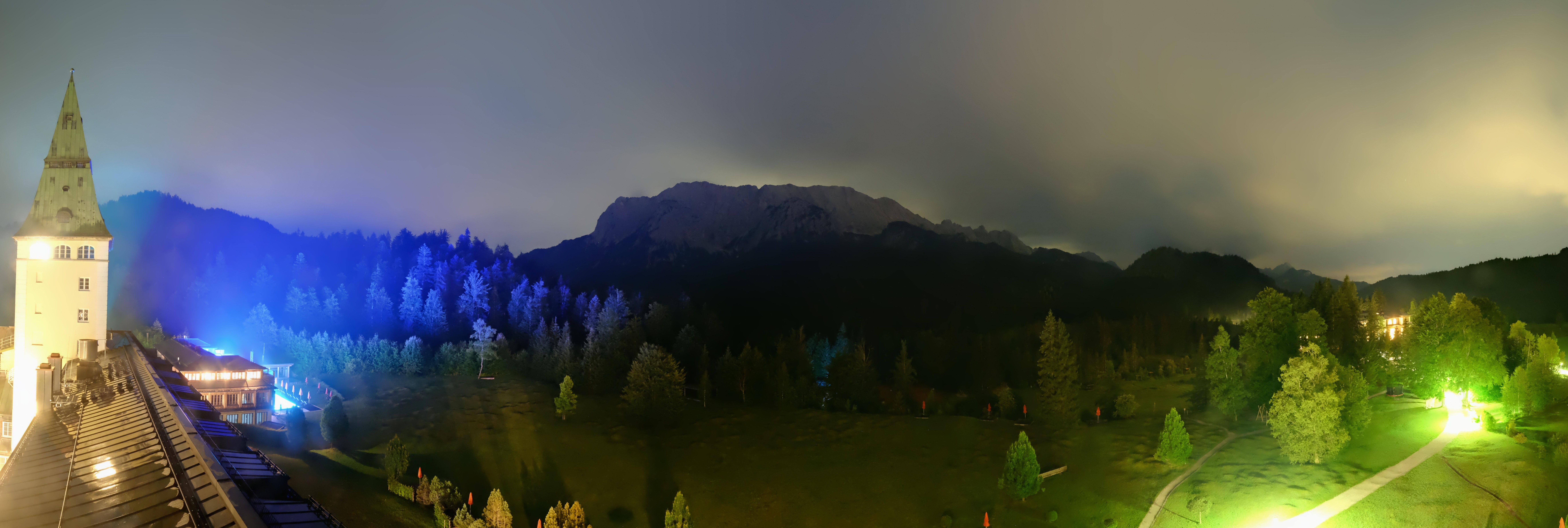Archiv Foto Webcam Garmisch-Partenkirchen: Schloss Elmau