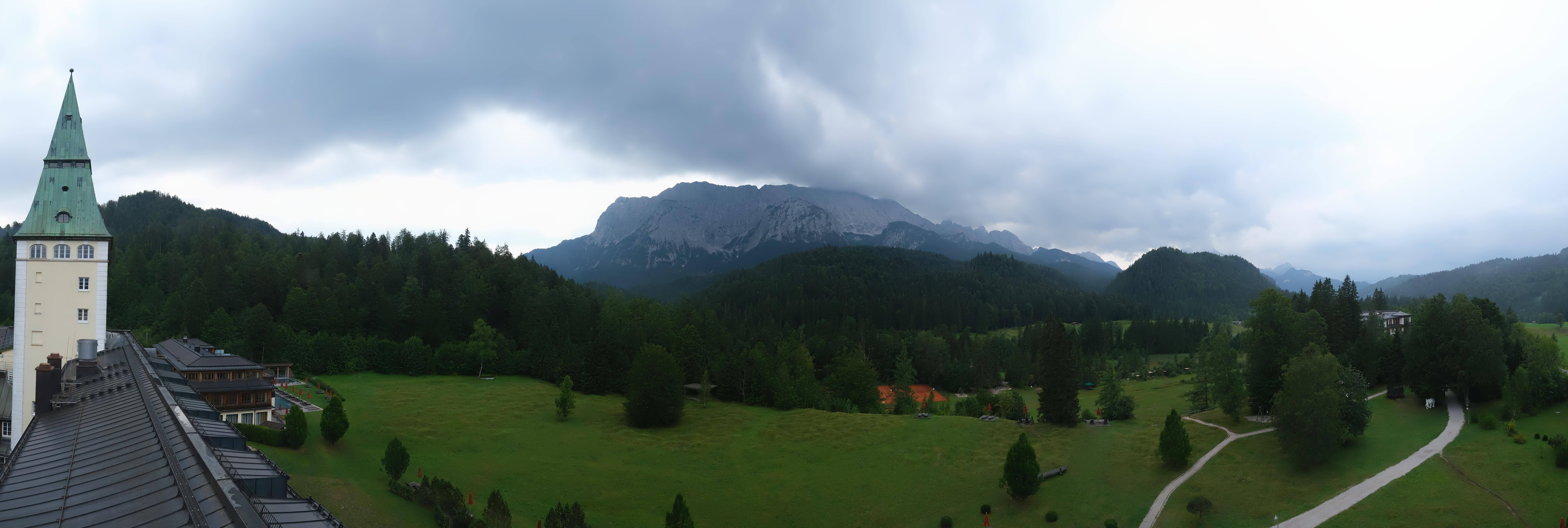 Archiv Foto Webcam Garmisch-Partenkirchen: Schloss Elmau