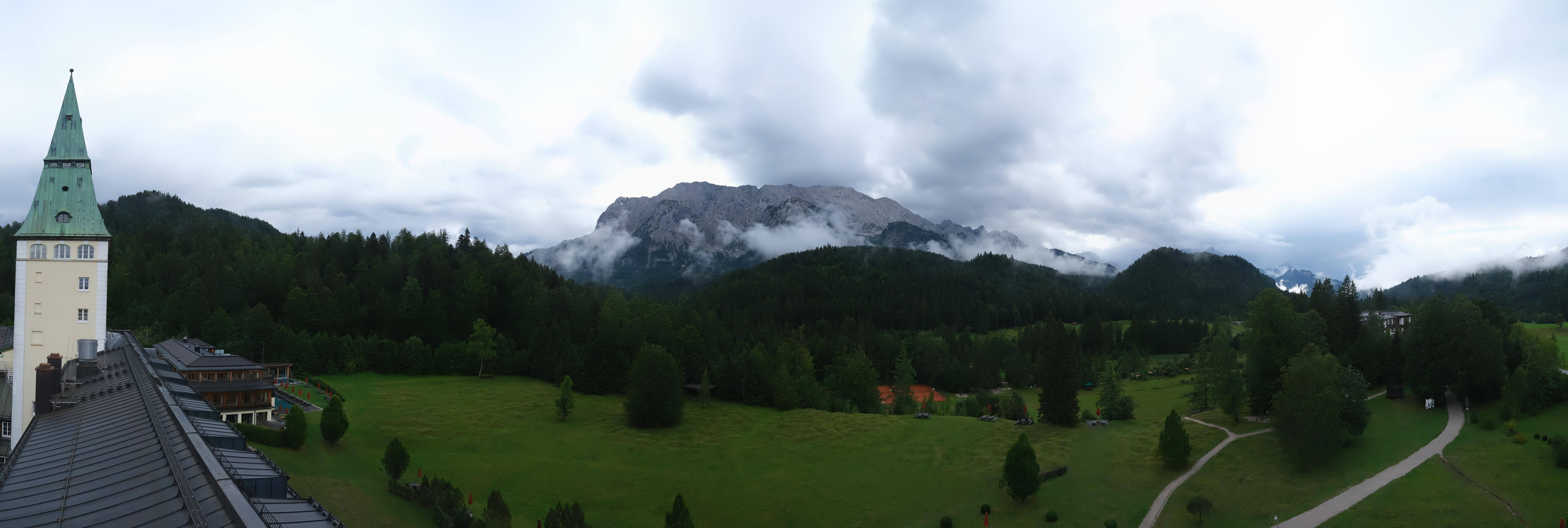 Archiv Foto Webcam Garmisch-Partenkirchen: Schloss Elmau