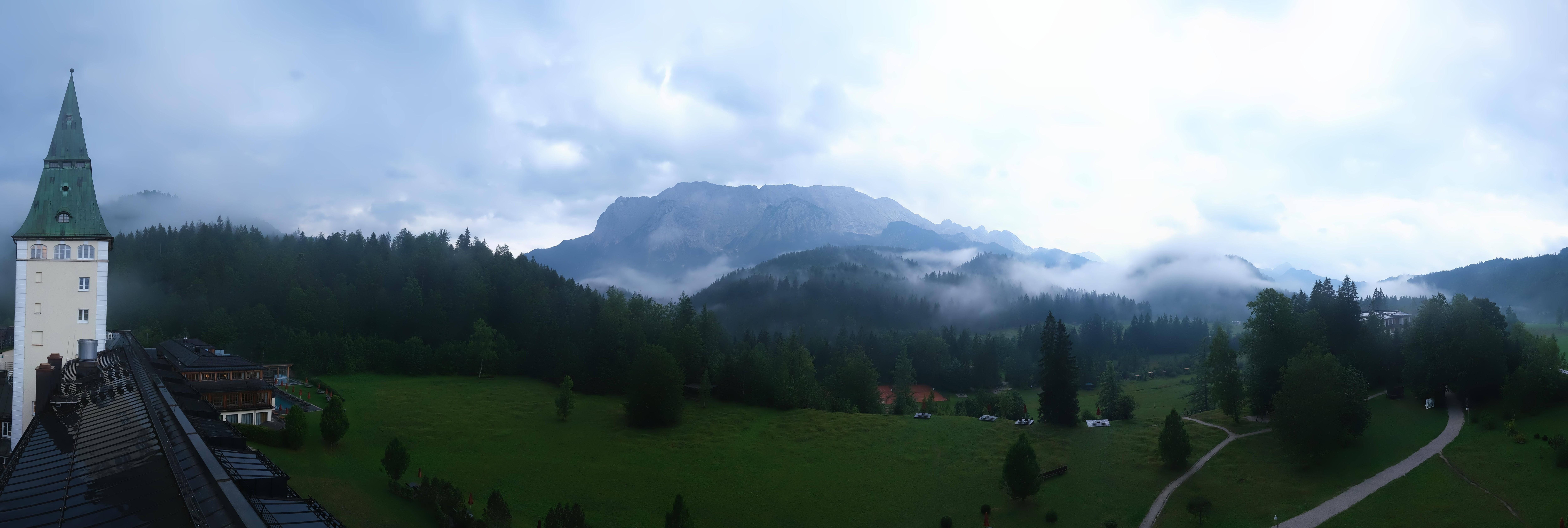 Archiv Foto Webcam Garmisch-Partenkirchen: Schloss Elmau