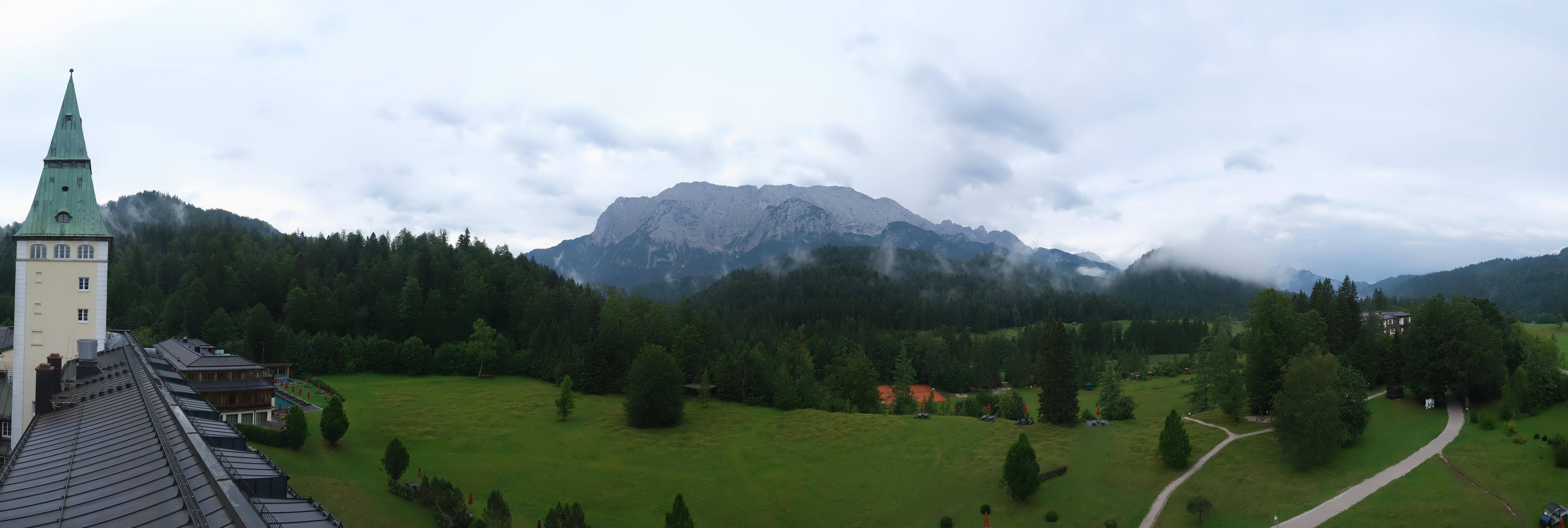 Archiv Foto Webcam Garmisch-Partenkirchen: Schloss Elmau