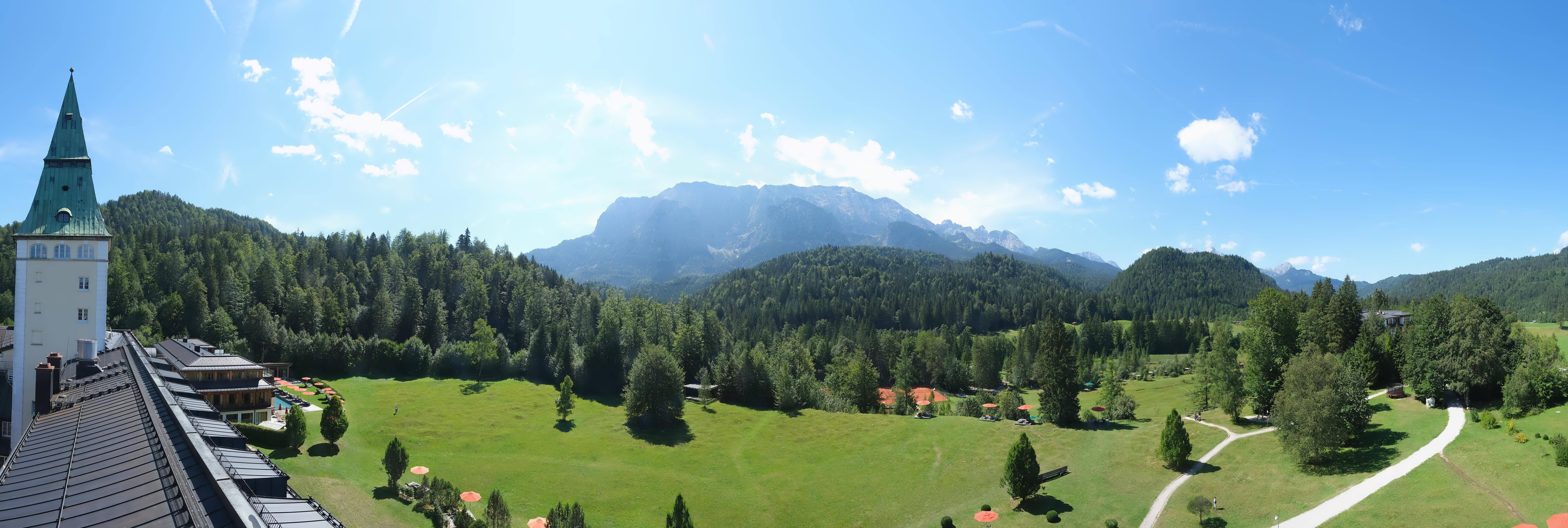 Archiv Foto Webcam Garmisch-Partenkirchen: Schloss Elmau