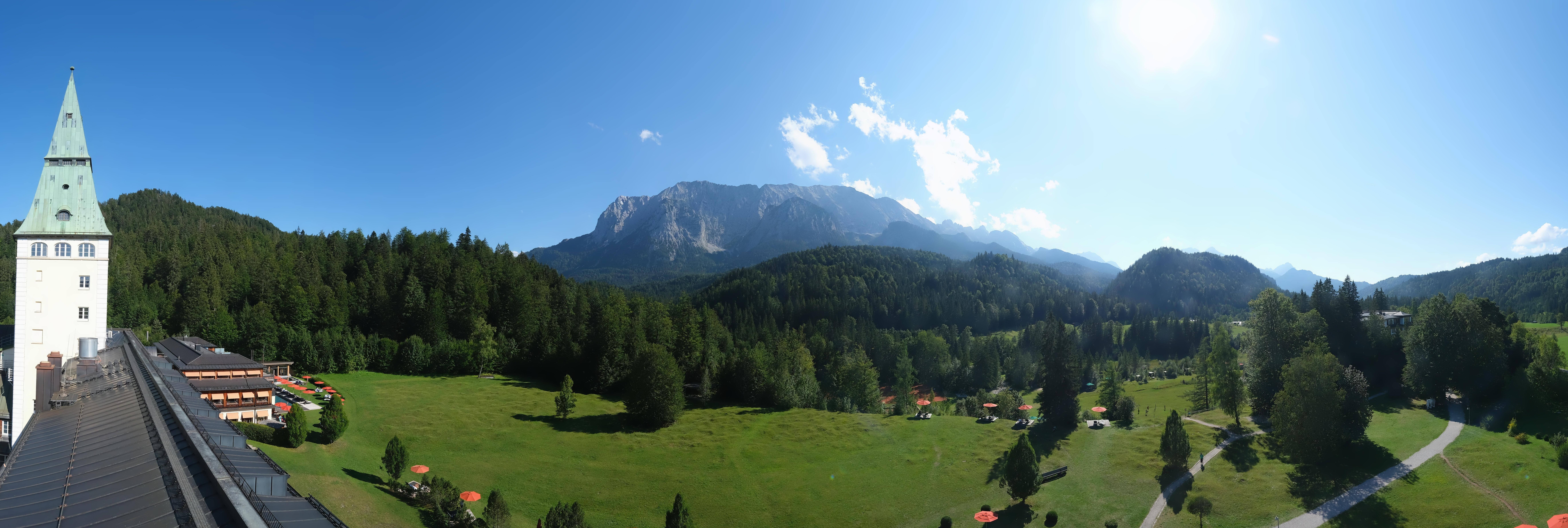 Archiv Foto Webcam Garmisch-Partenkirchen: Schloss Elmau