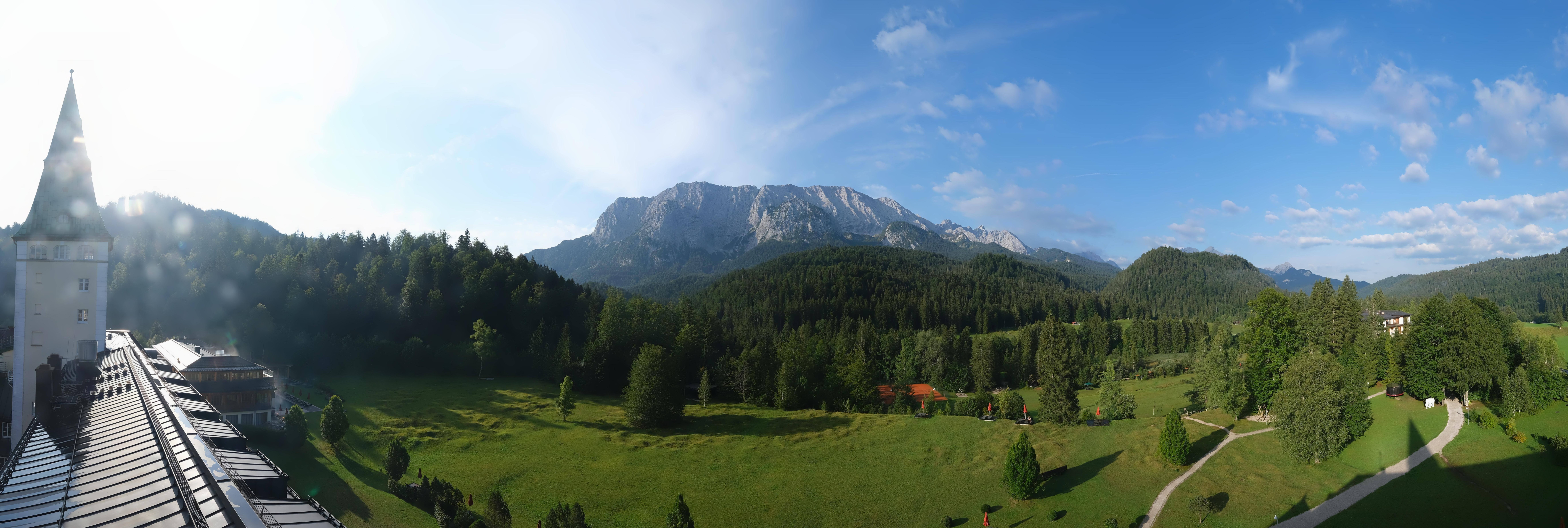 Archived image Webcam Schloss Elmau Luxury Spa Retreat