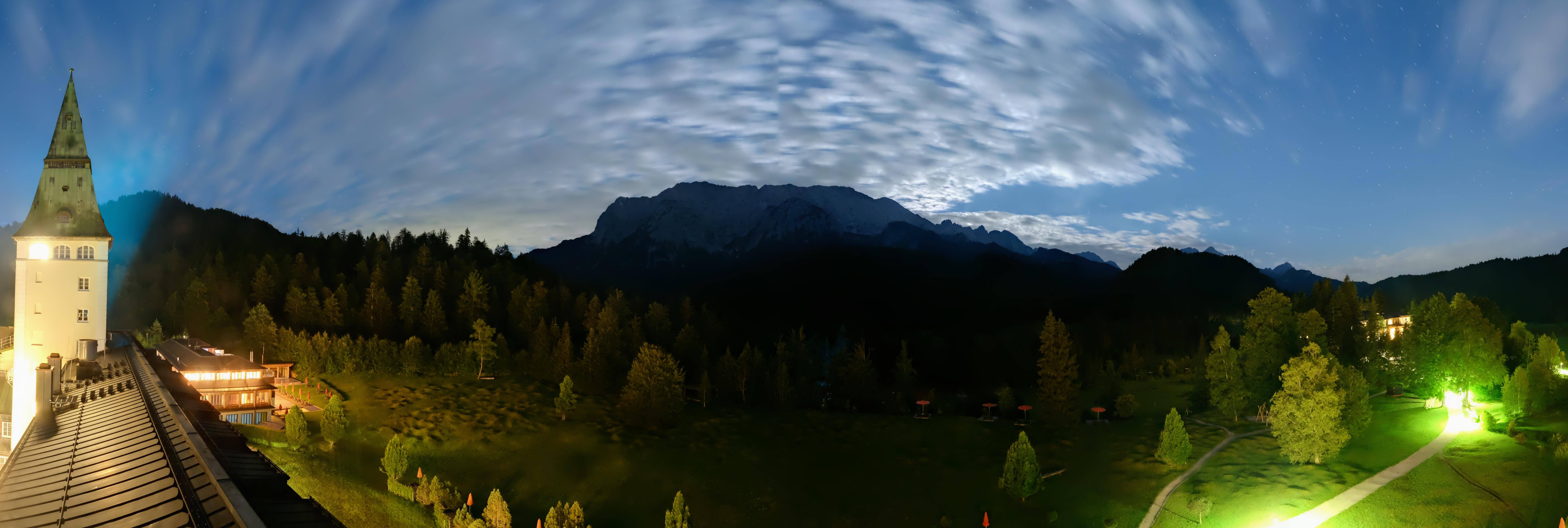 Archived image Webcam Schloss Elmau Luxury Spa Retreat
