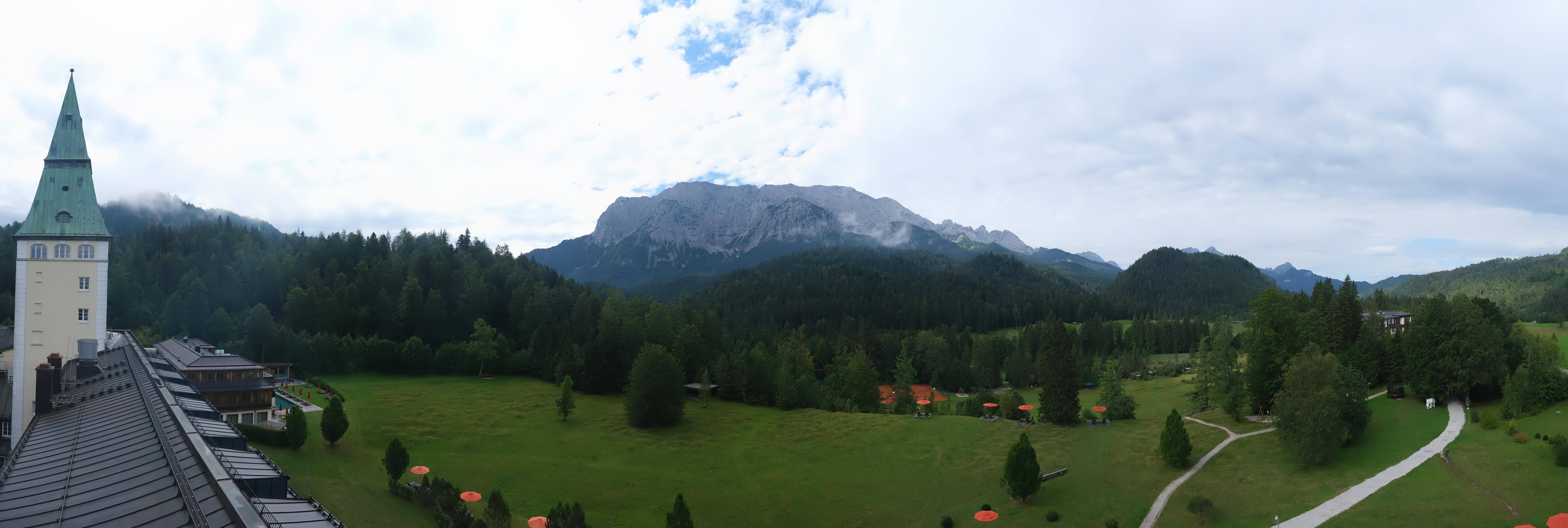 Archiv Foto Webcam Garmisch-Partenkirchen: Schloss Elmau