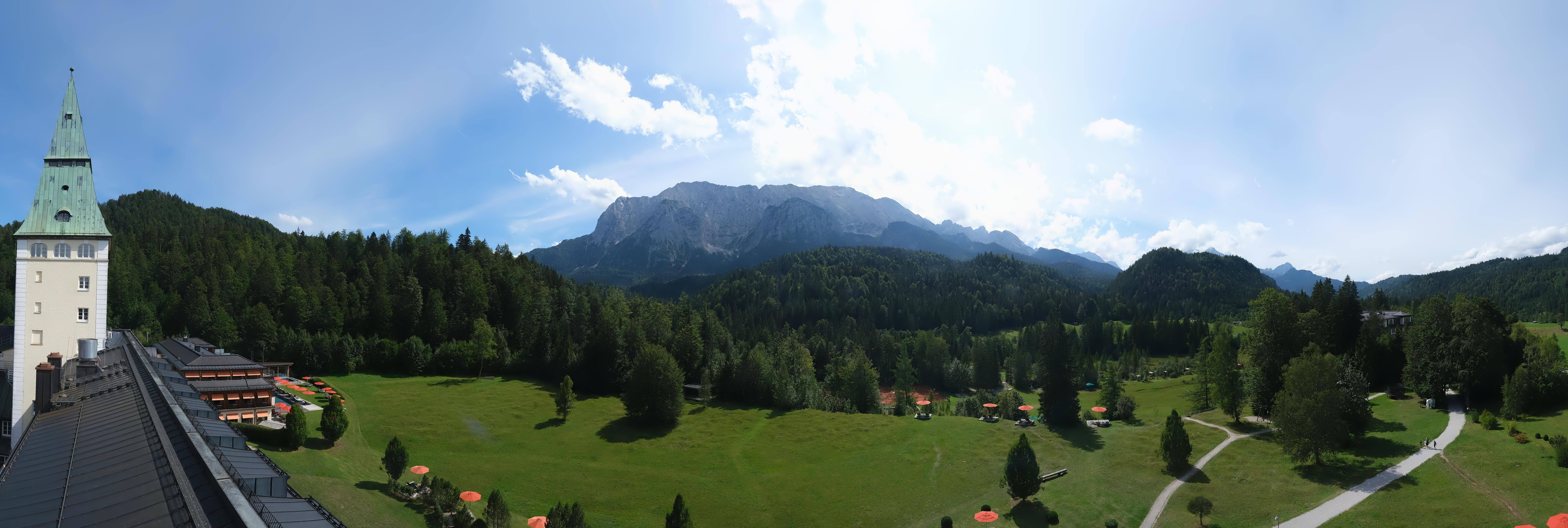 Archiv Foto Webcam Garmisch-Partenkirchen: Schloss Elmau