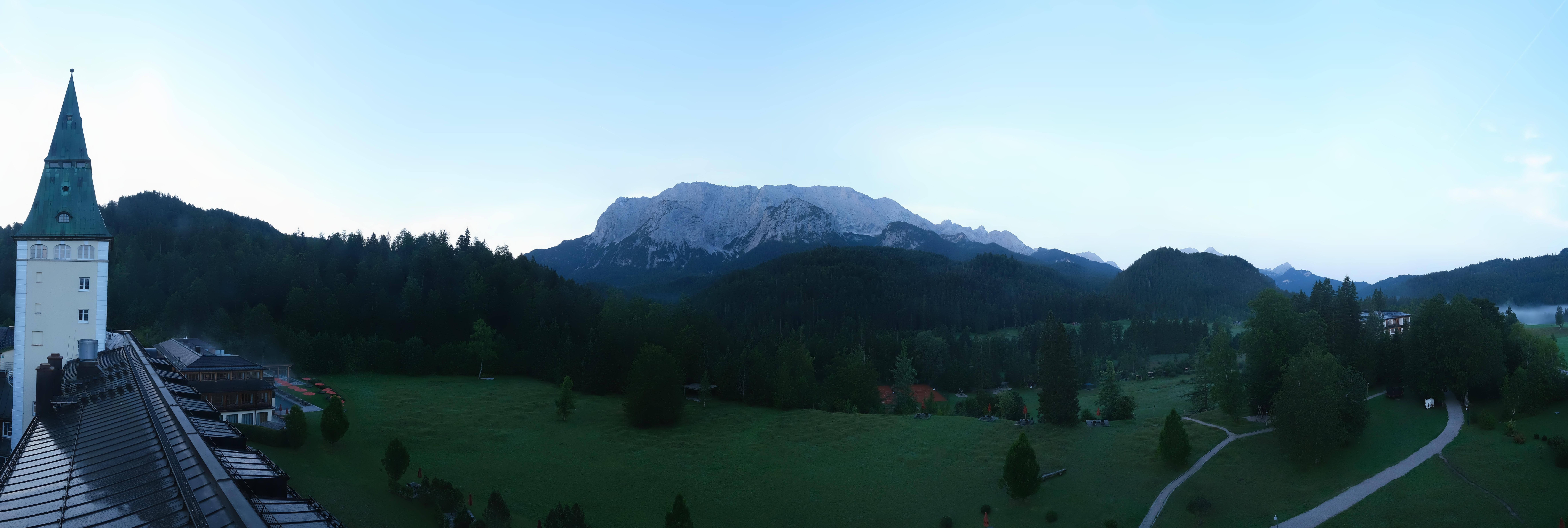 Archived image Webcam Schloss Elmau Luxury Spa Retreat