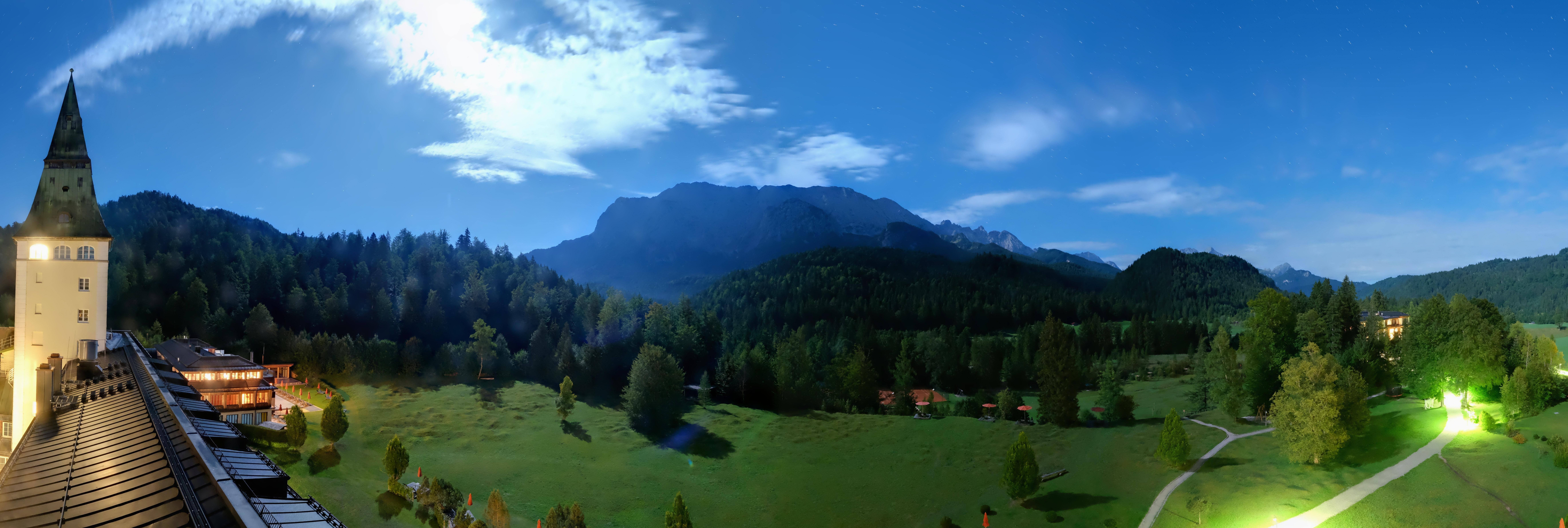Archived image Webcam Schloss Elmau Luxury Spa Retreat