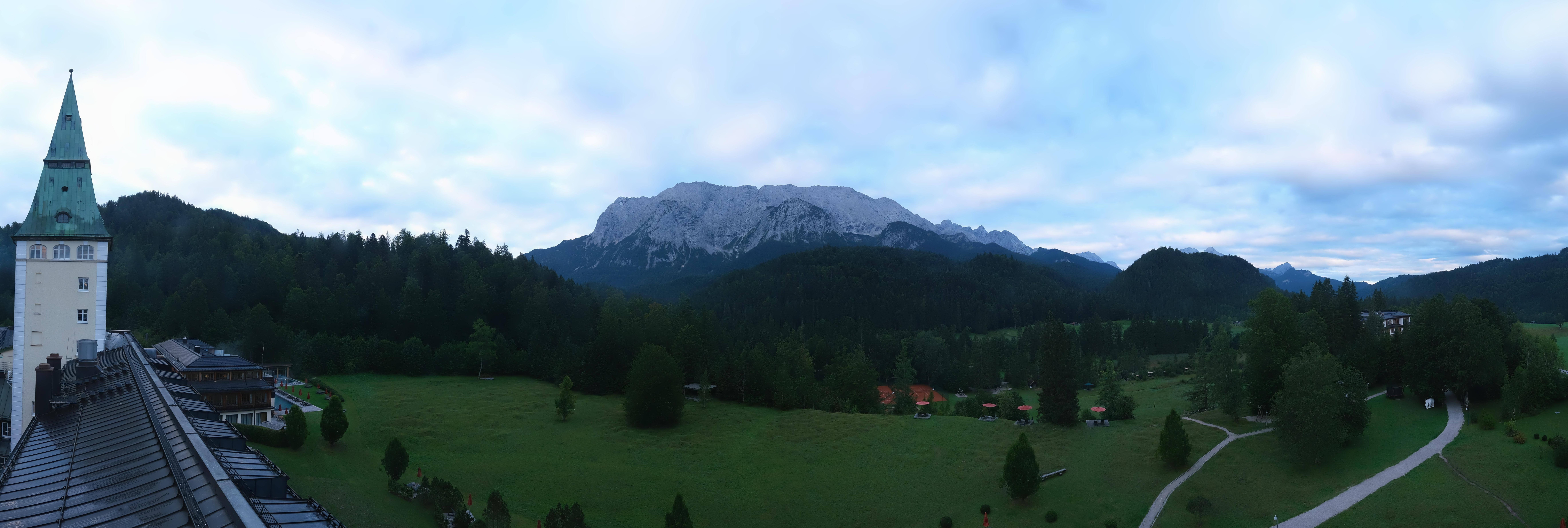 Archived image Webcam Schloss Elmau Luxury Spa Retreat