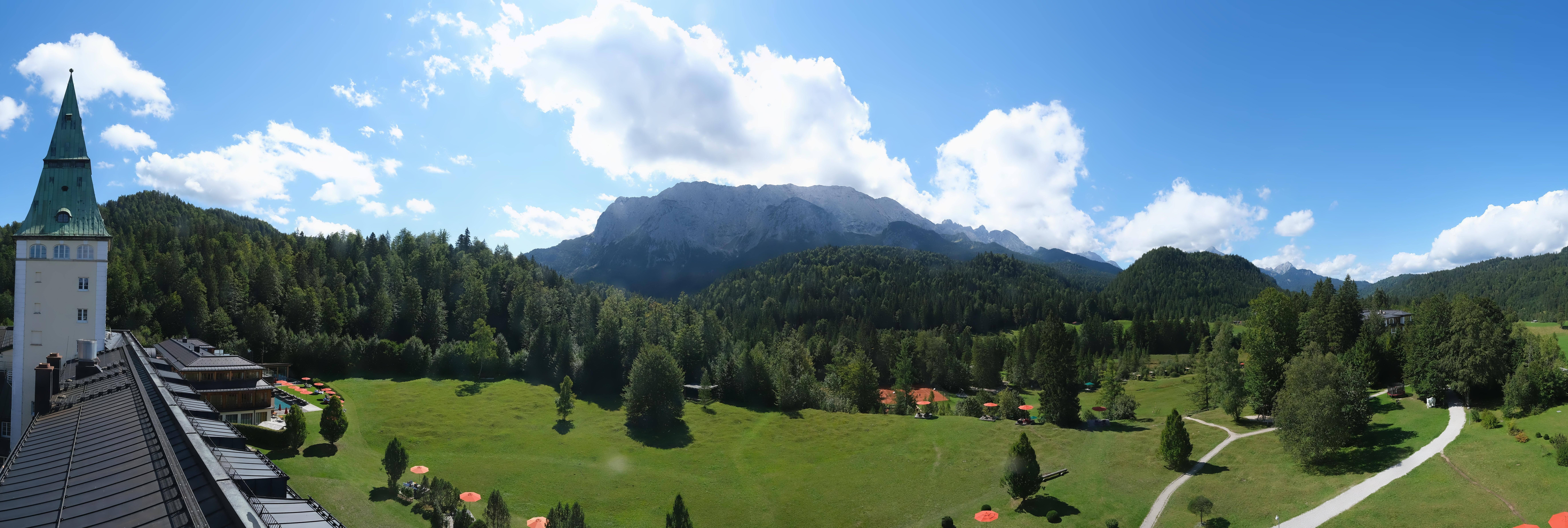 Archiv Foto Webcam Garmisch-Partenkirchen: Schloss Elmau