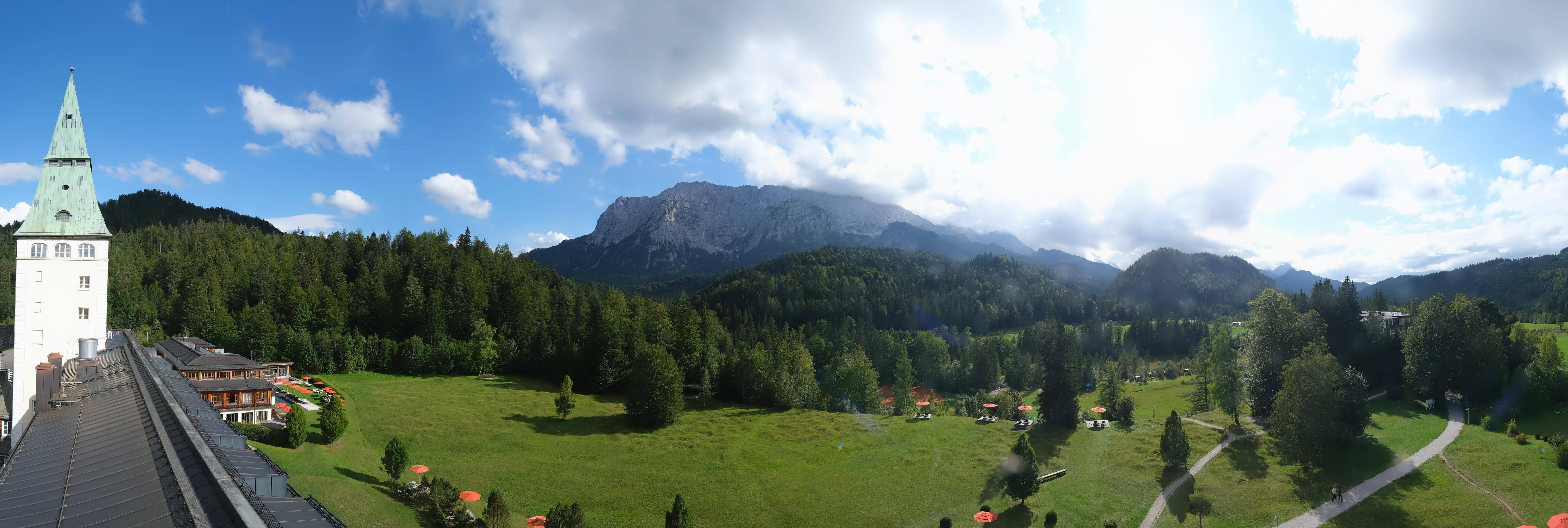 Archiv Foto Webcam Garmisch-Partenkirchen: Schloss Elmau