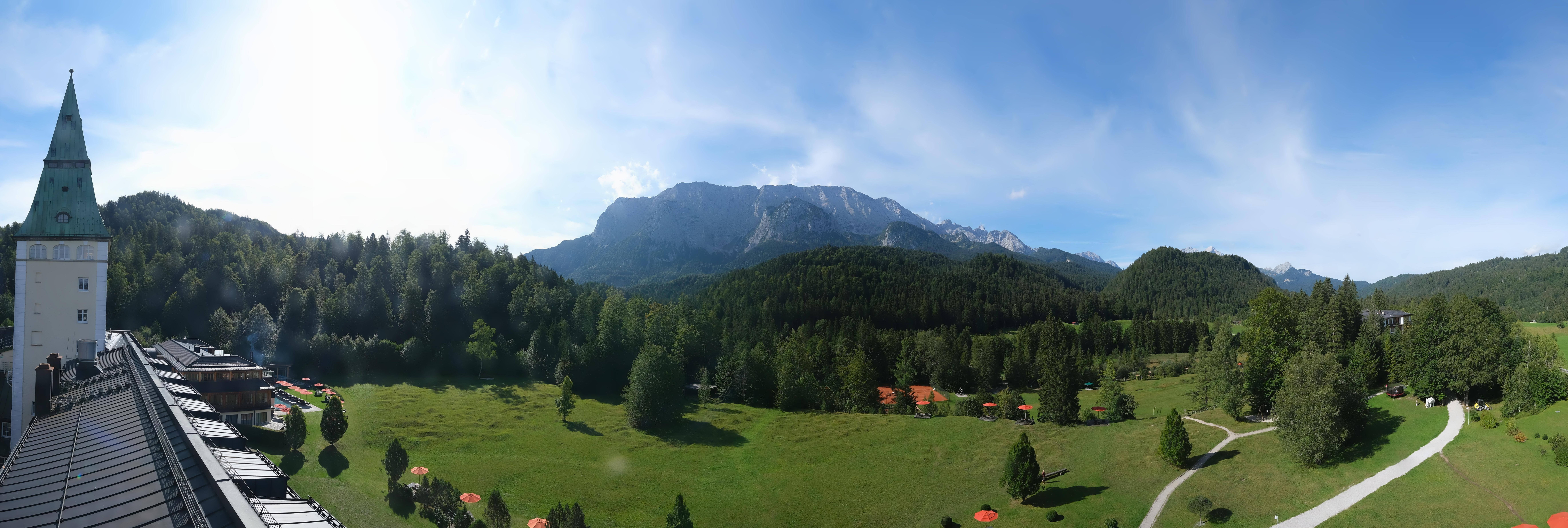 Archiv Foto Webcam Garmisch-Partenkirchen: Schloss Elmau