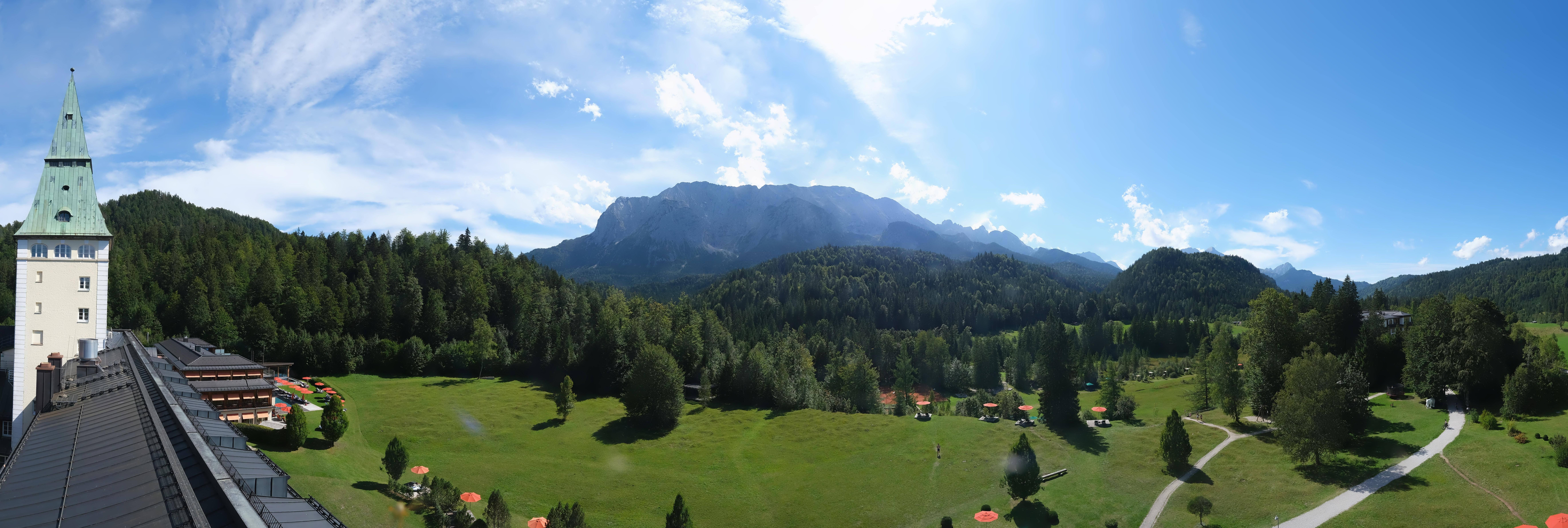 Archiv Foto Webcam Garmisch-Partenkirchen: Schloss Elmau