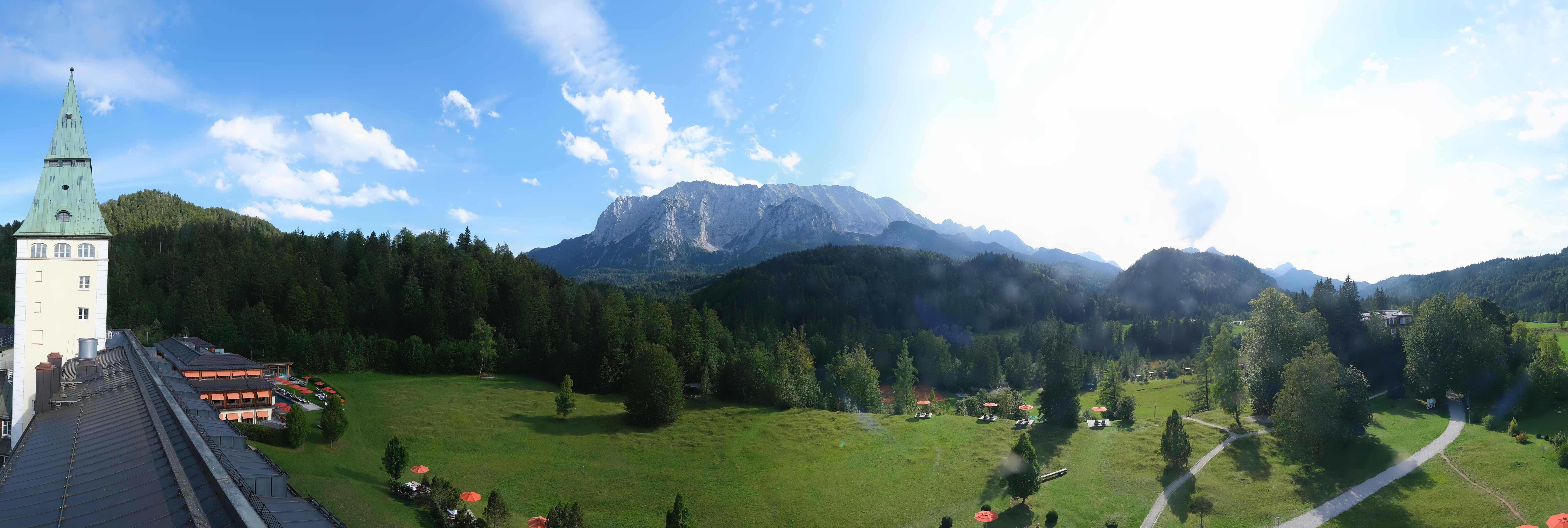 Archiv Foto Webcam Garmisch-Partenkirchen: Schloss Elmau