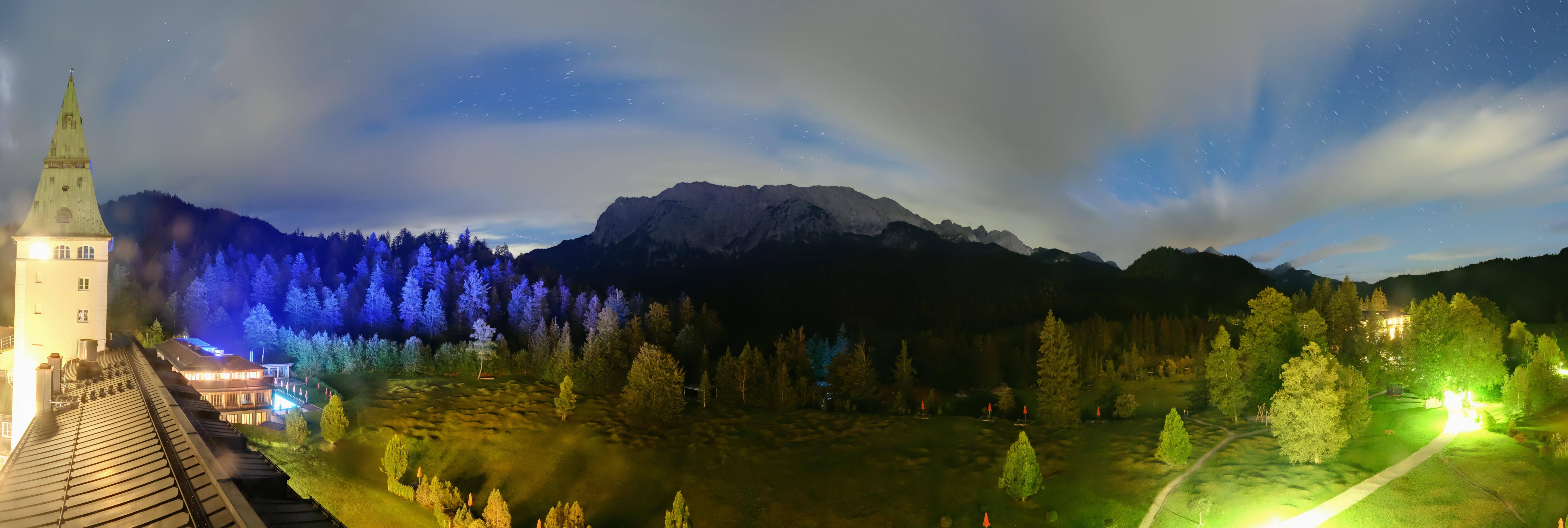 Archiv Foto Webcam Garmisch-Partenkirchen: Schloss Elmau