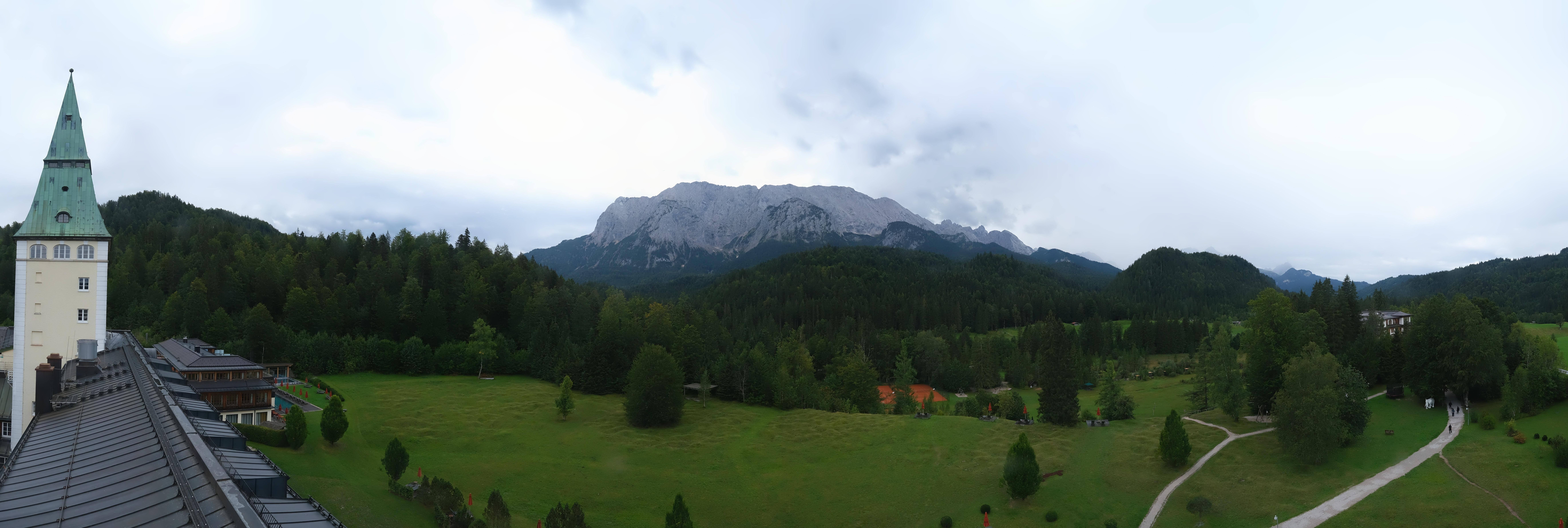 Archiv Foto Webcam Garmisch-Partenkirchen: Schloss Elmau