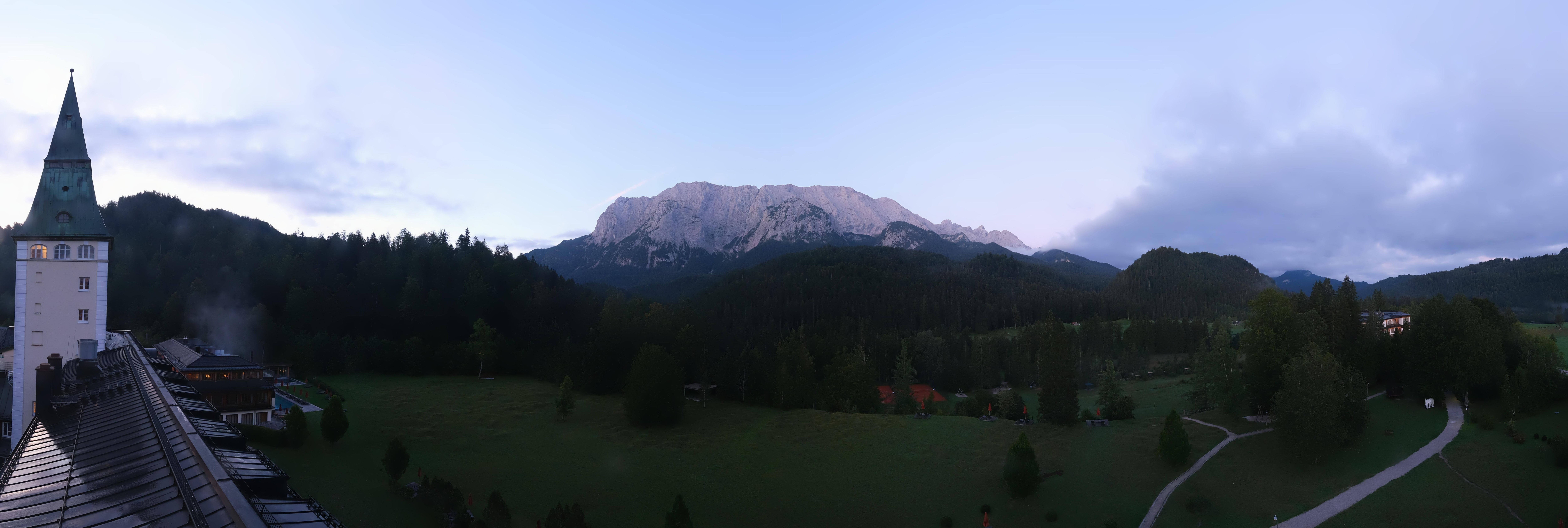 Archiv Foto Webcam Garmisch-Partenkirchen: Schloss Elmau