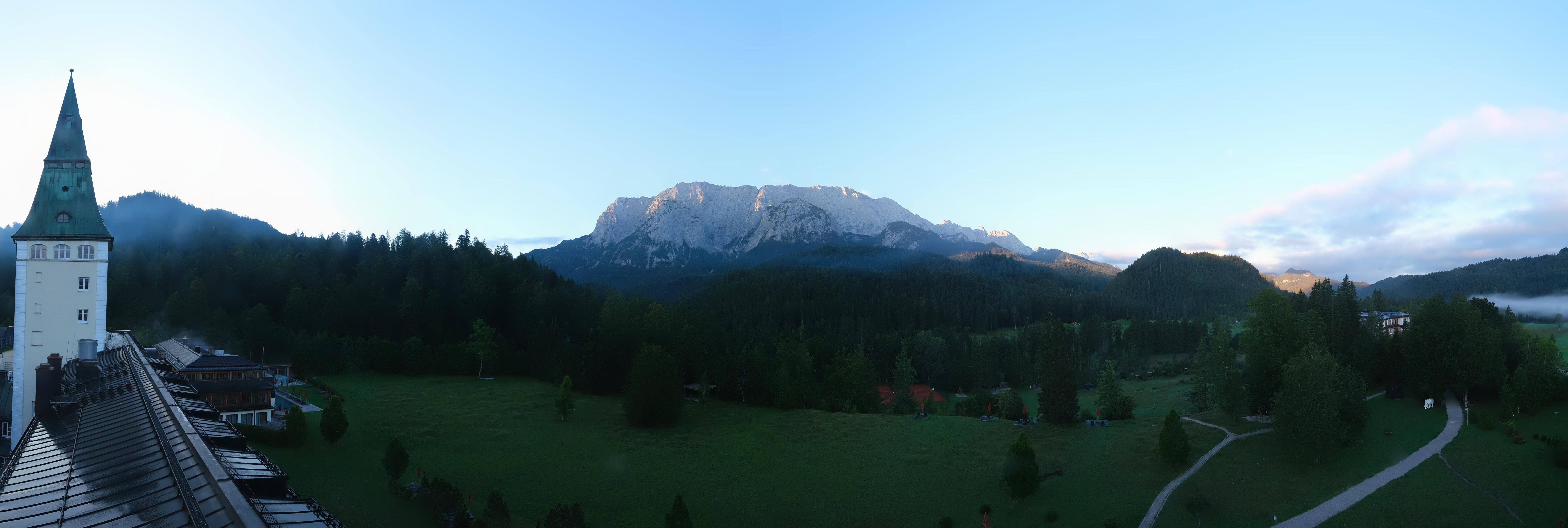 Archiv Foto Webcam Garmisch-Partenkirchen: Schloss Elmau