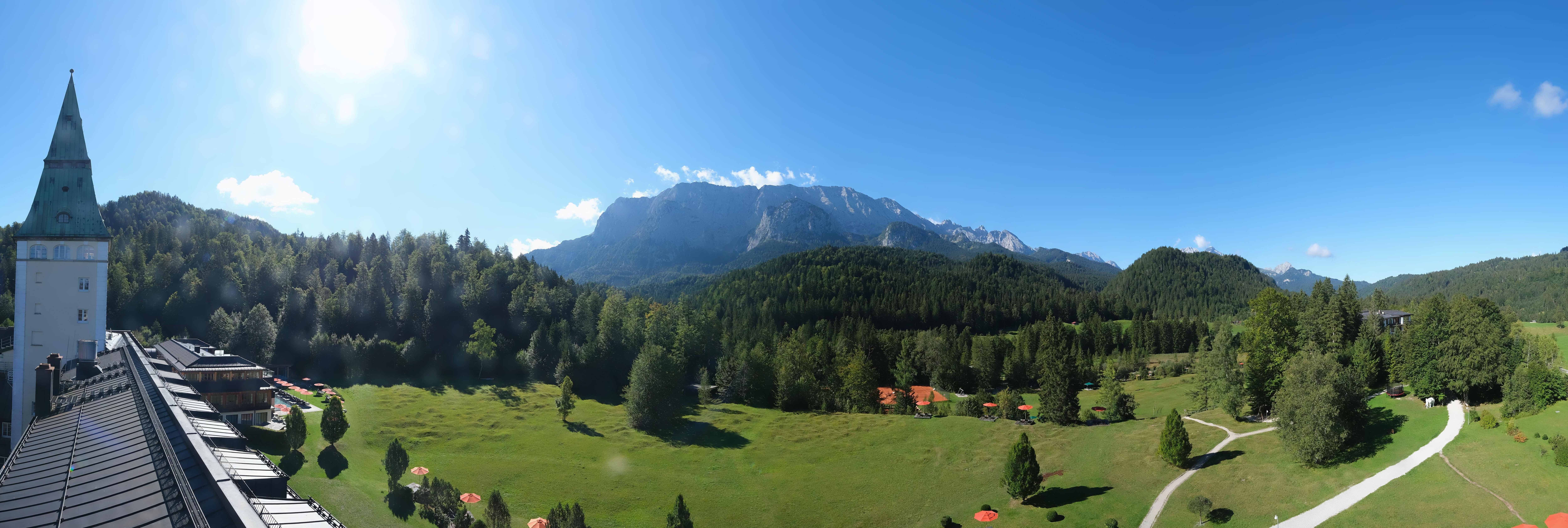 Archiv Foto Webcam Garmisch-Partenkirchen: Schloss Elmau