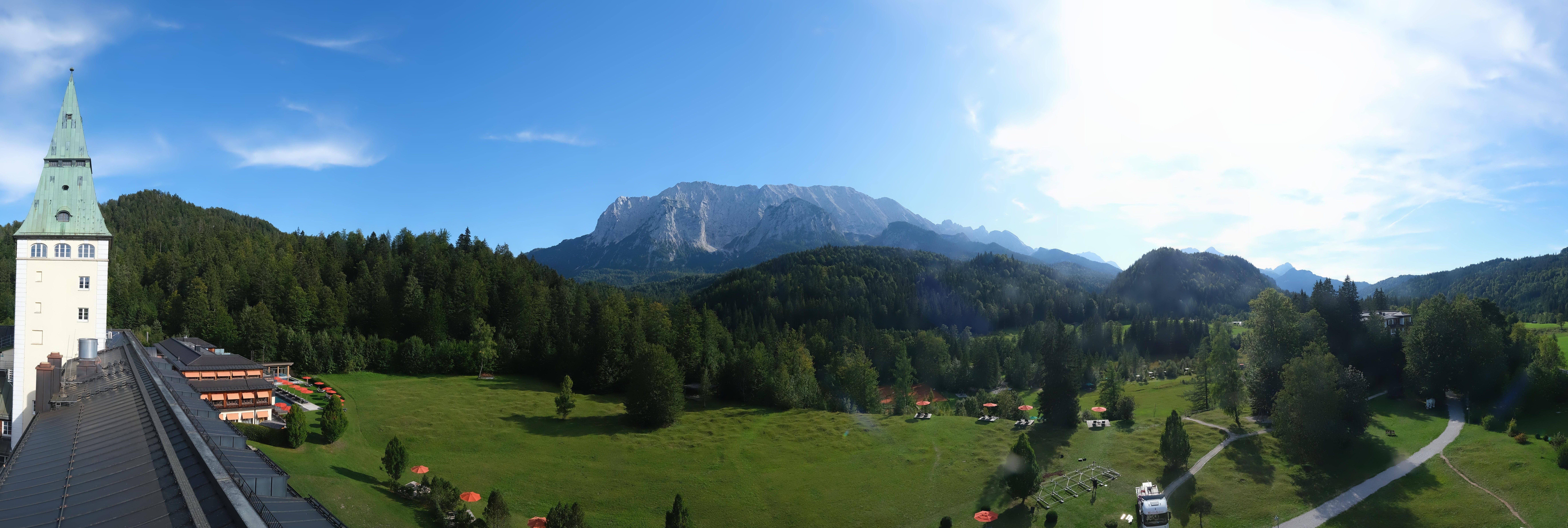 Archiv Foto Webcam Garmisch-Partenkirchen: Schloss Elmau
