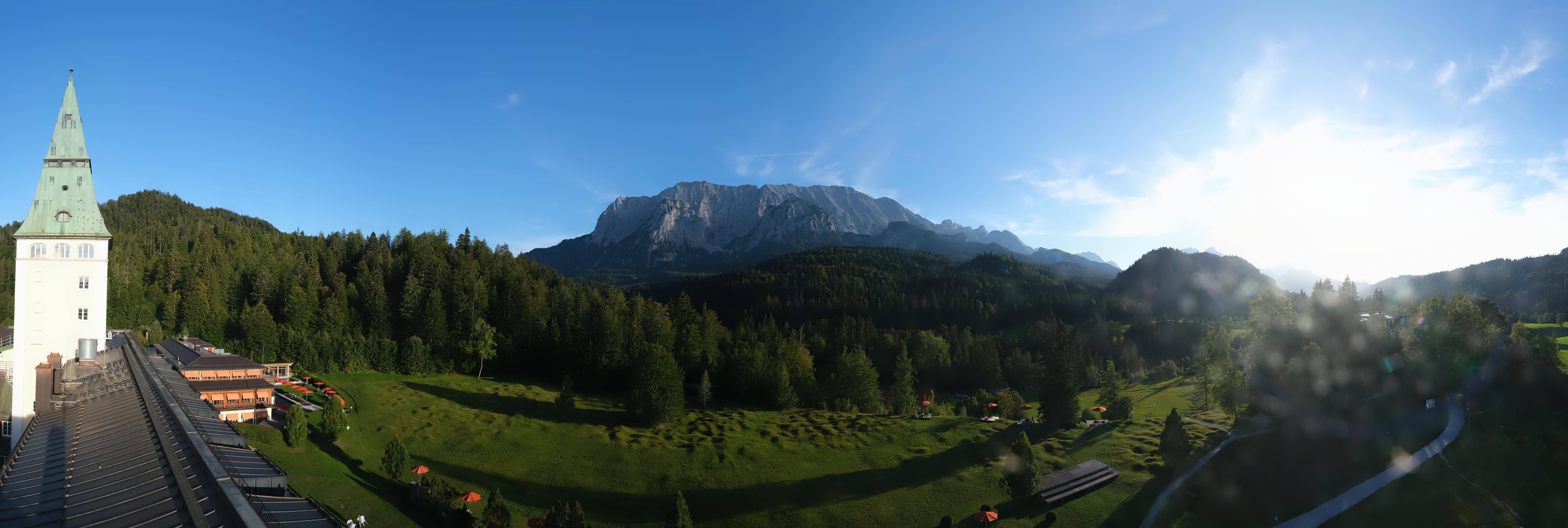 Archiv Foto Webcam Garmisch-Partenkirchen: Schloss Elmau