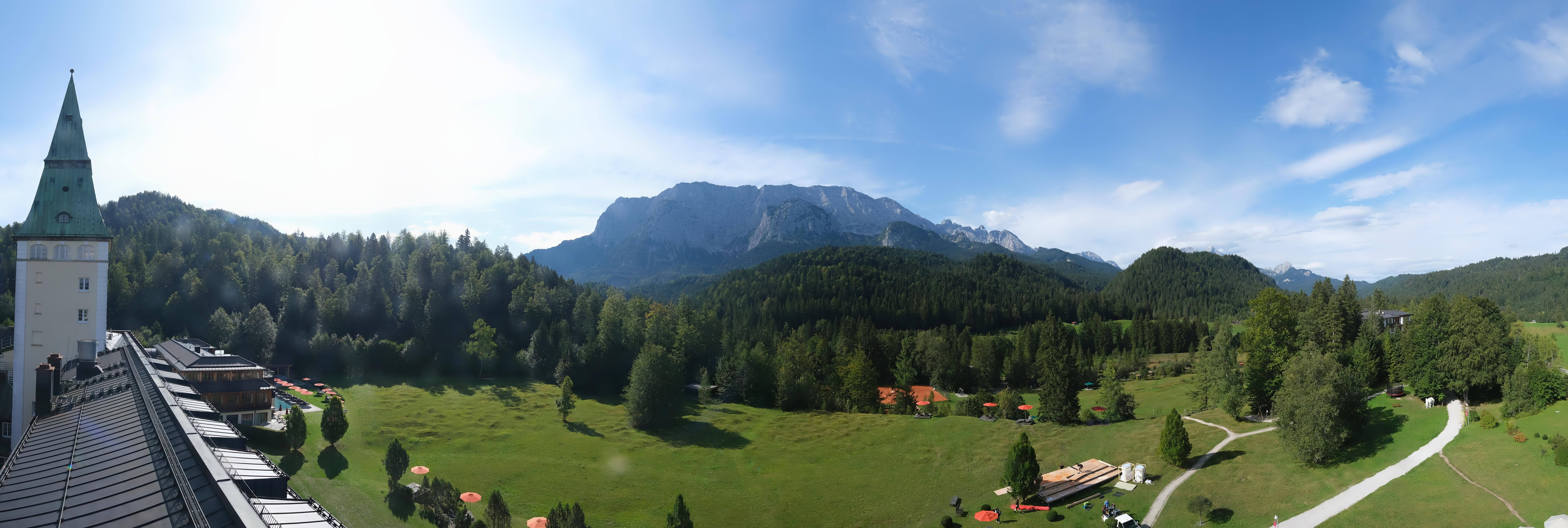 Archiv Foto Webcam Garmisch-Partenkirchen: Schloss Elmau